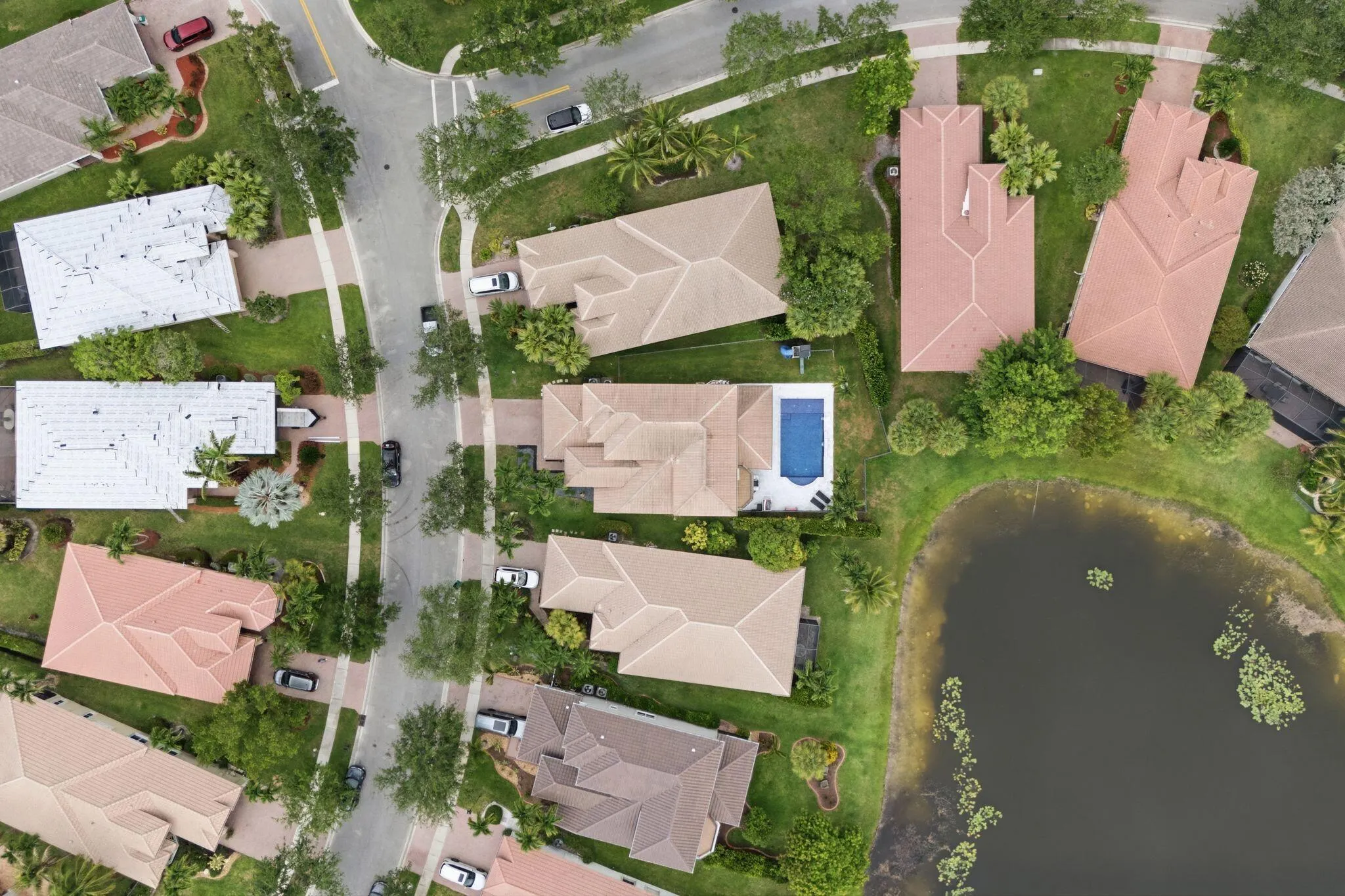 12339 NW 77TH Manor