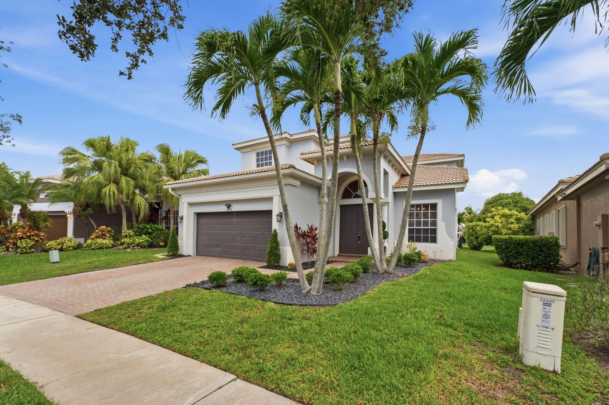 12339 NW 77TH Manor