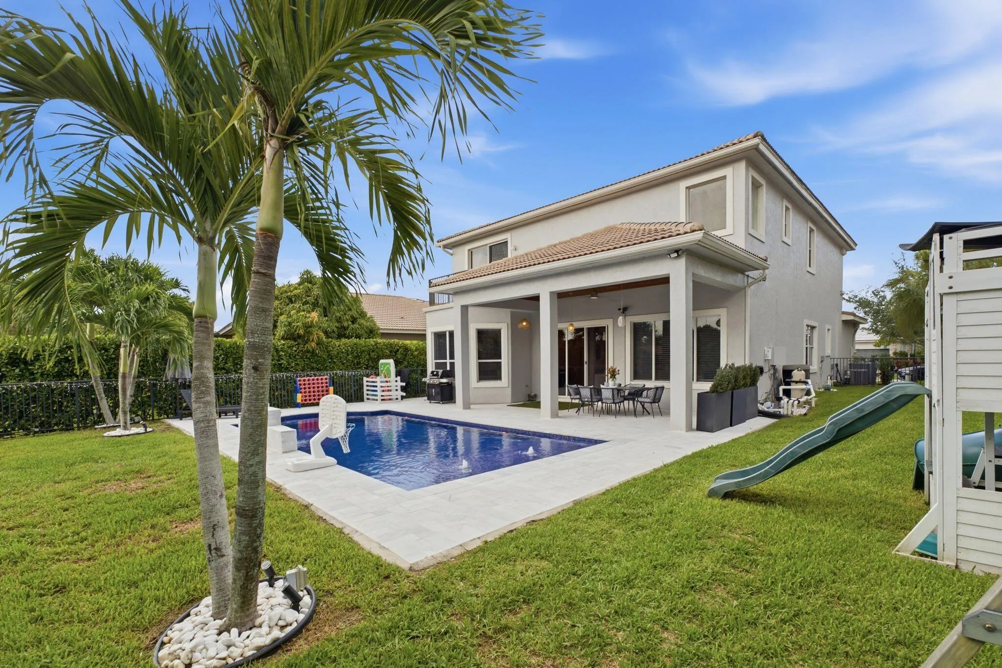 12339 NW 77TH Manor