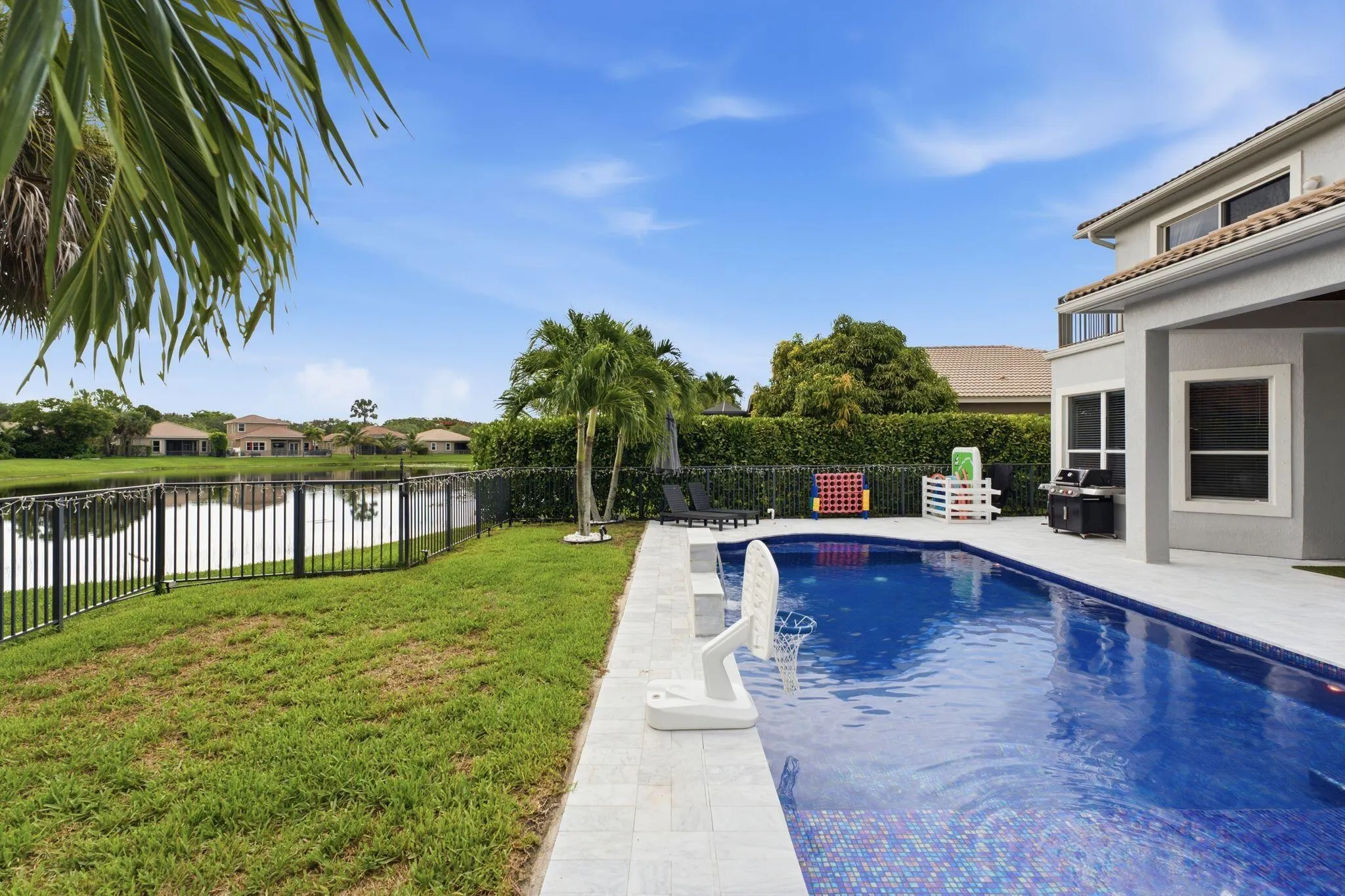 12339 NW 77TH Manor