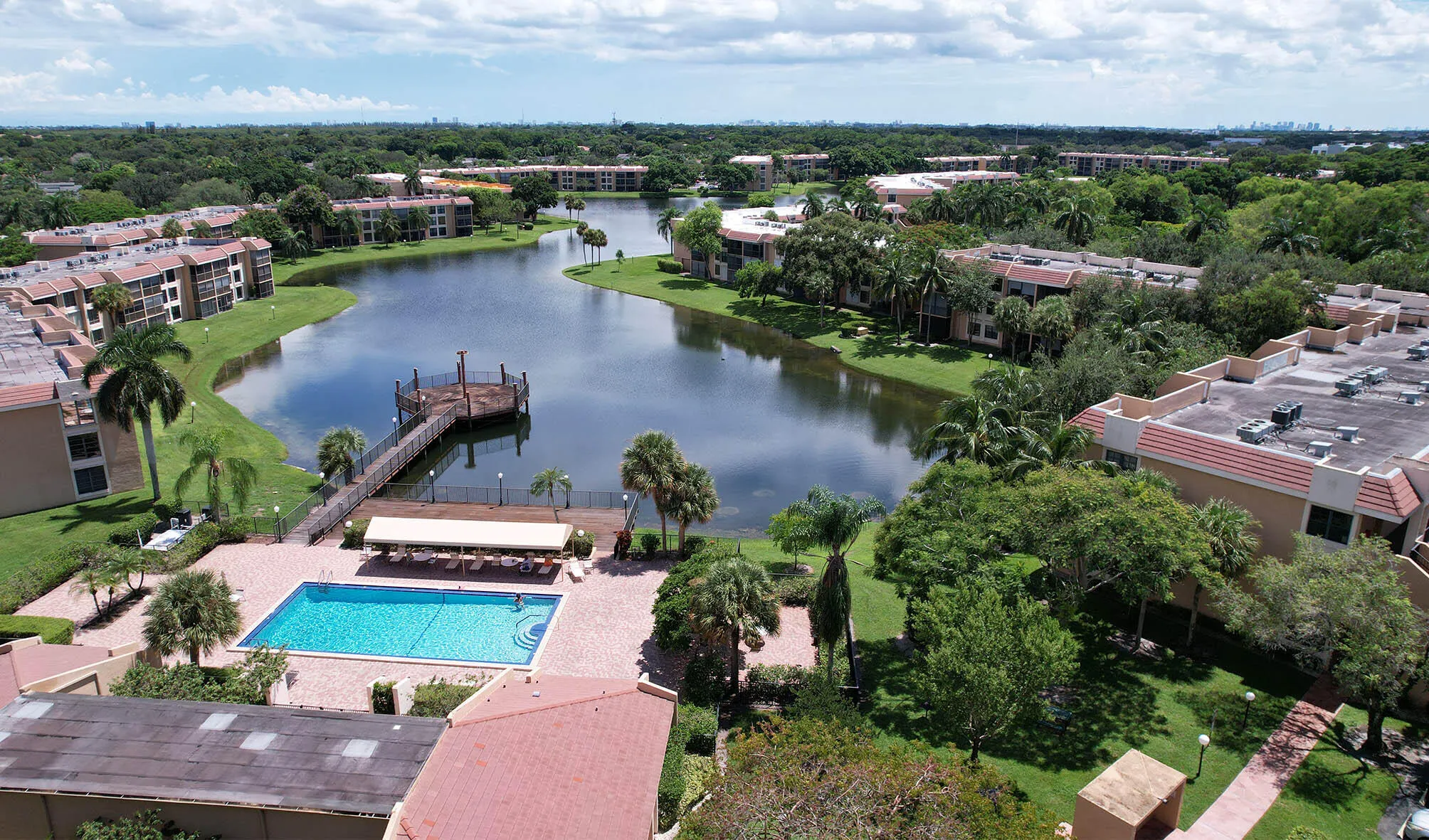 6618 CORAL LAKE Drive #206