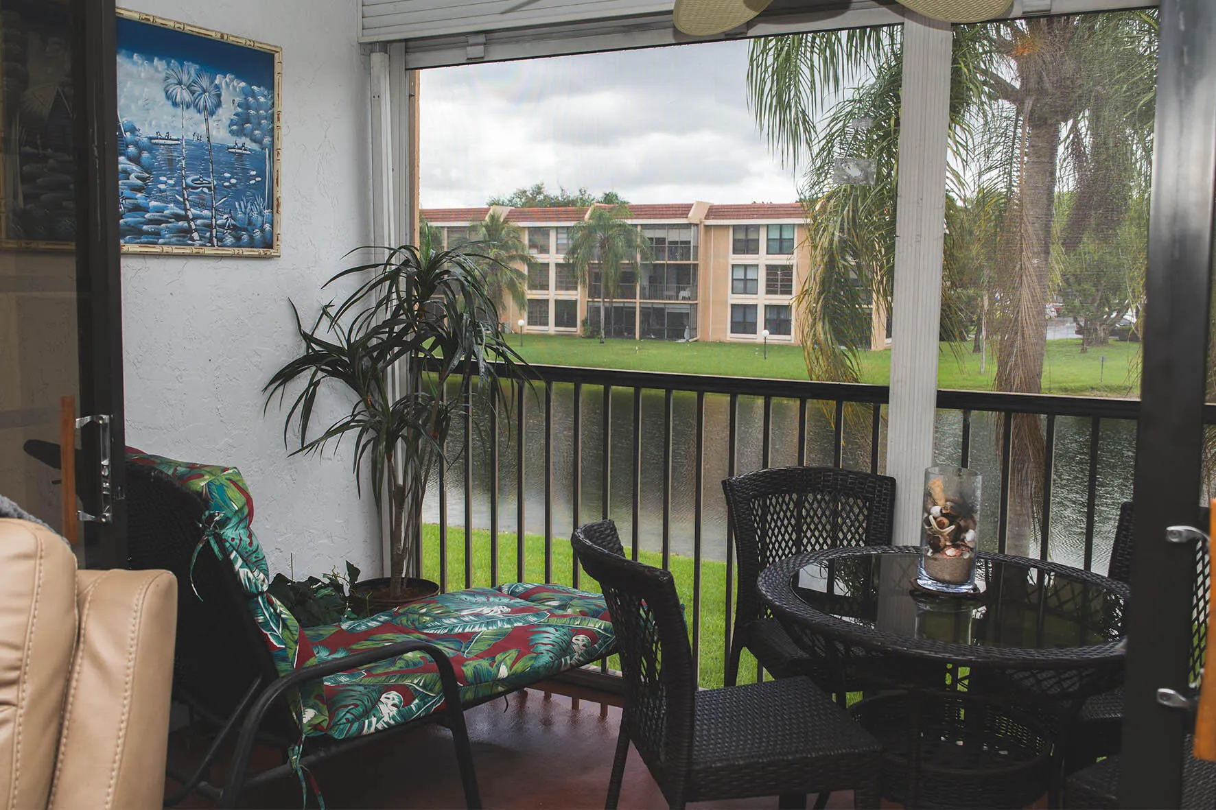 6618 CORAL LAKE Drive #206