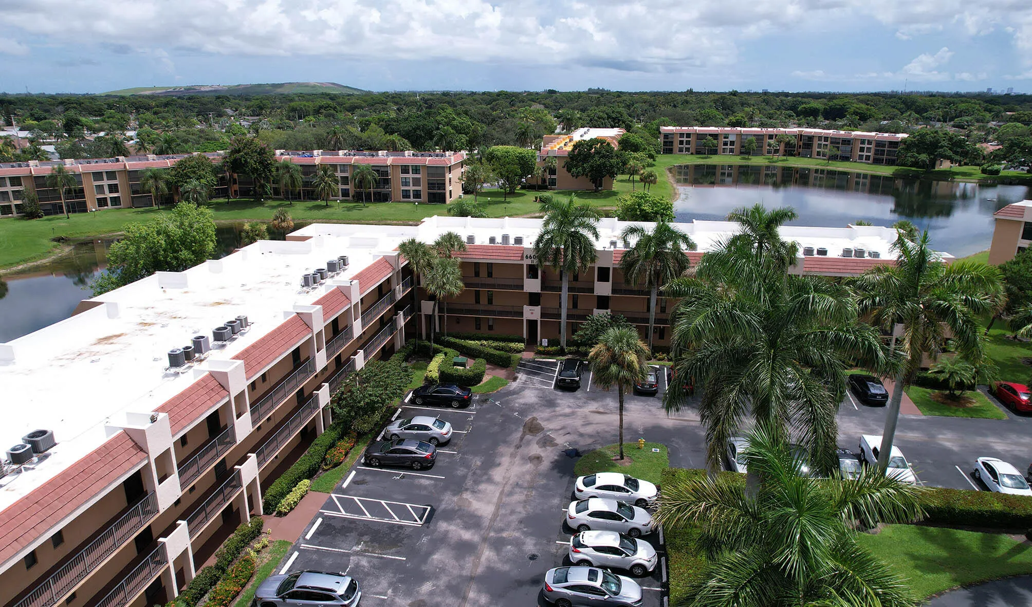 6618 CORAL LAKE Drive #206
