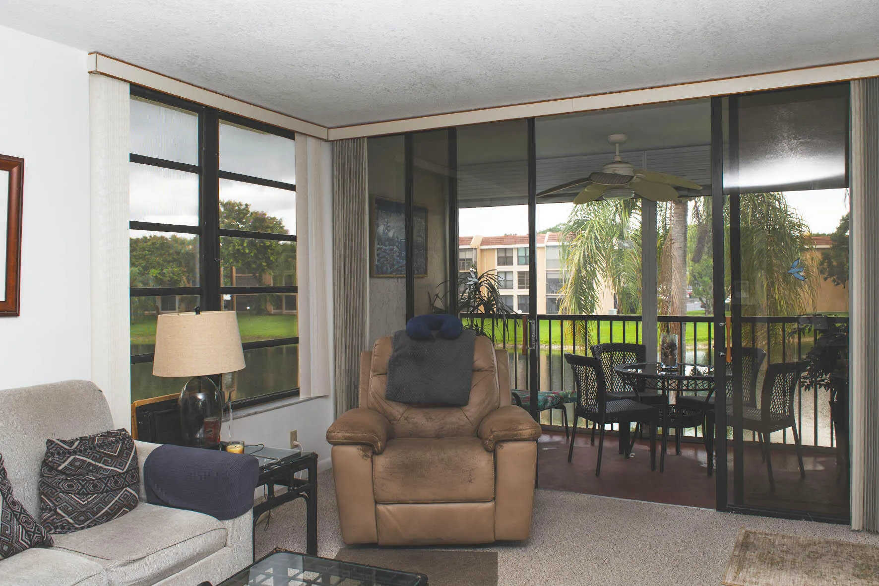 6618 CORAL LAKE Drive #206