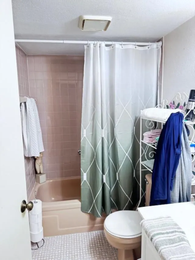 7320 LAKE CIR Drive #407