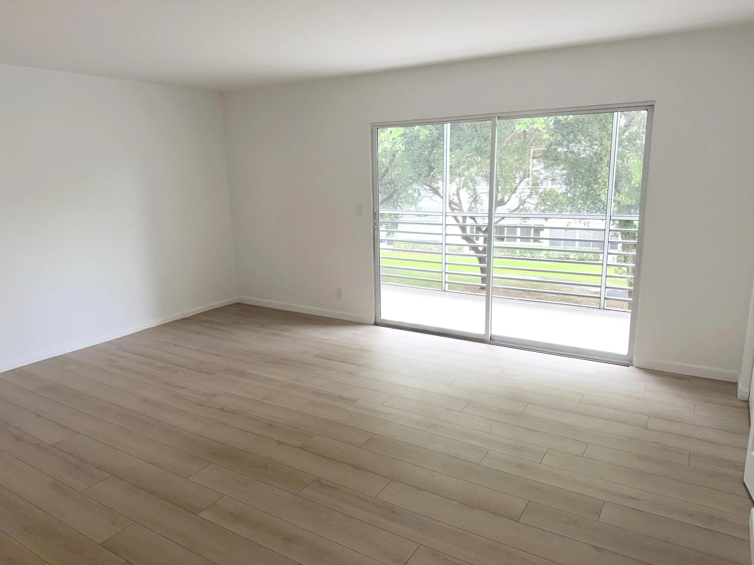 2103 LUCAYA Bend #E3