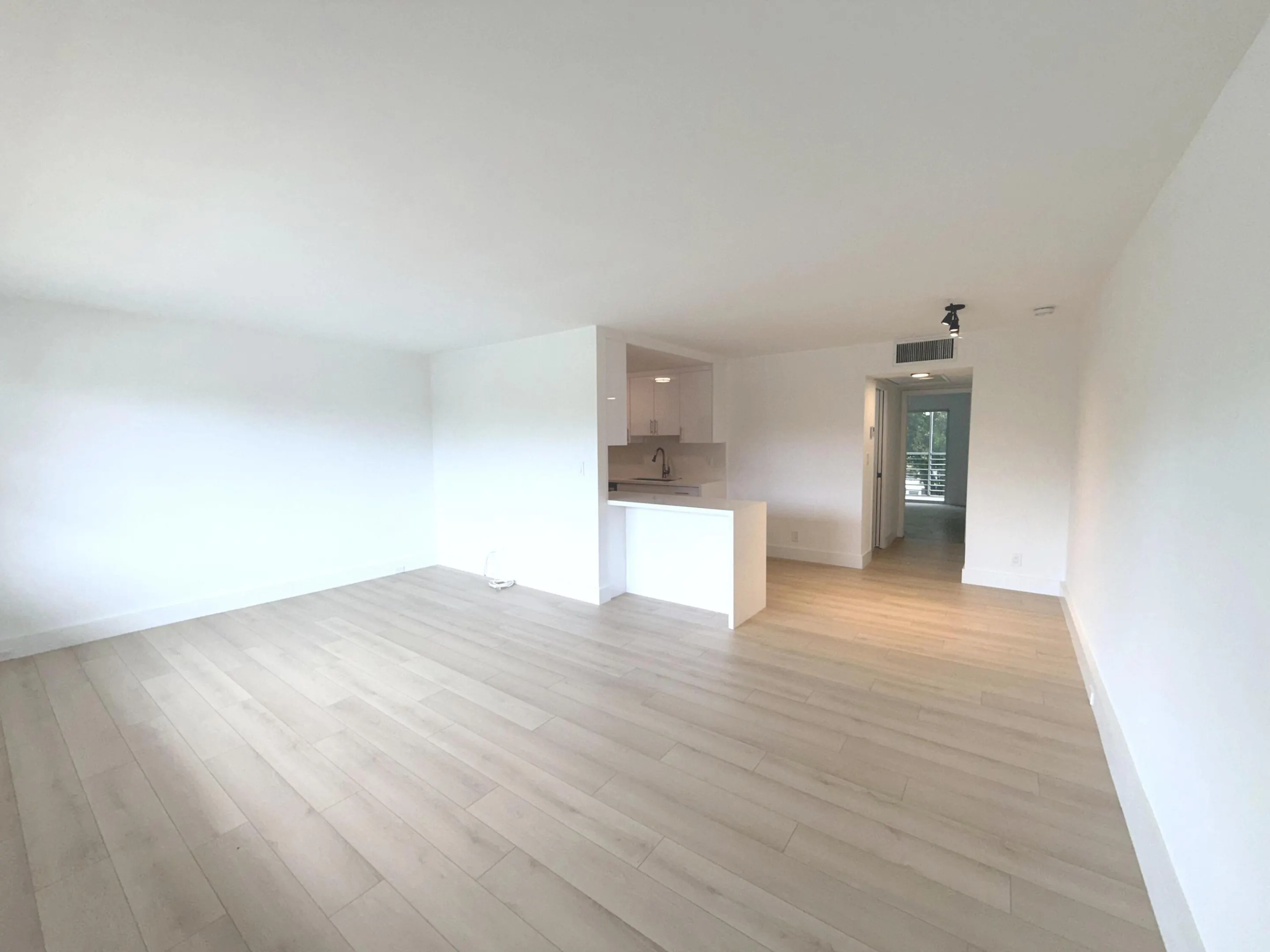 2103 LUCAYA Bend #E3