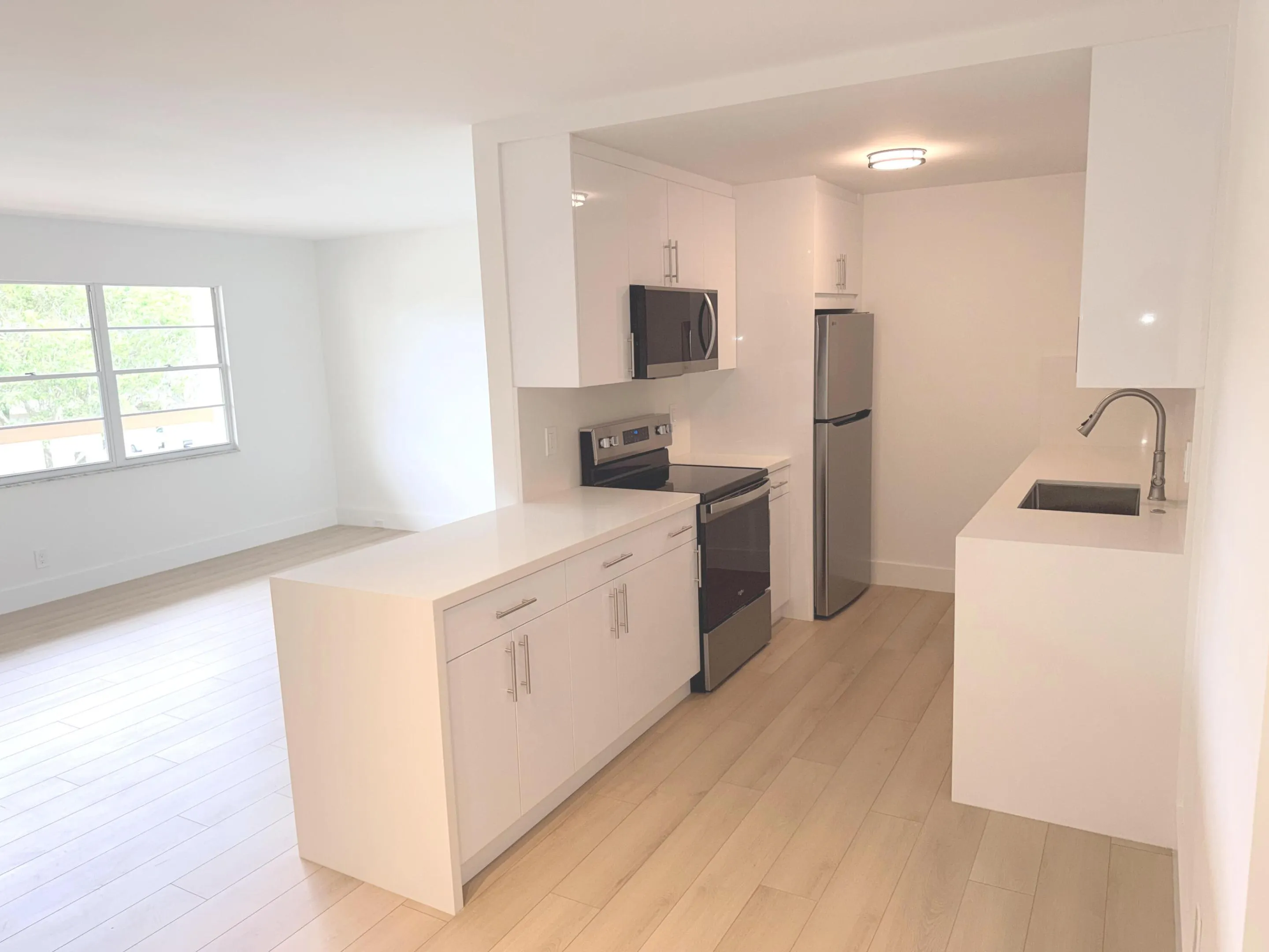 2103 LUCAYA Bend #E3