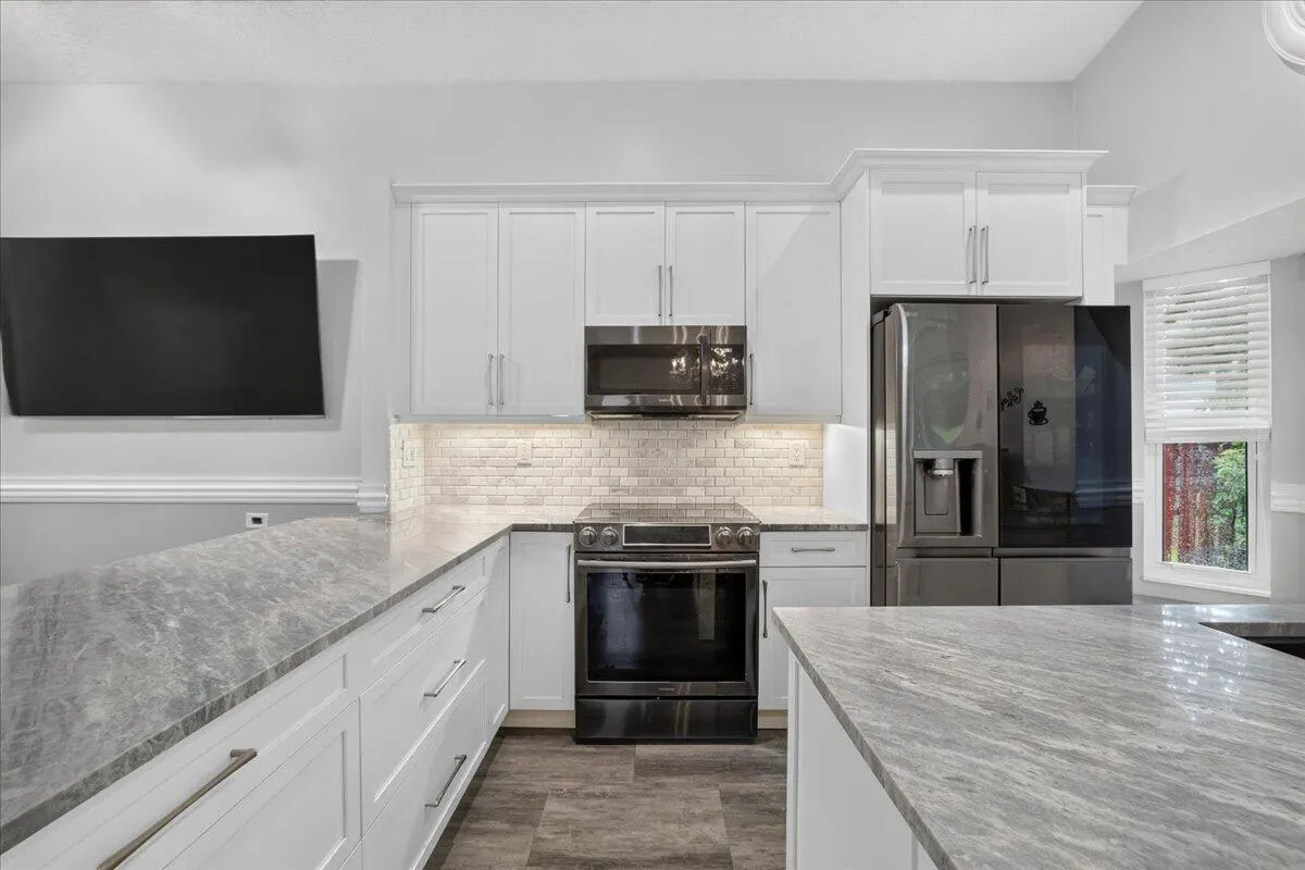 5435 NW 50th Court