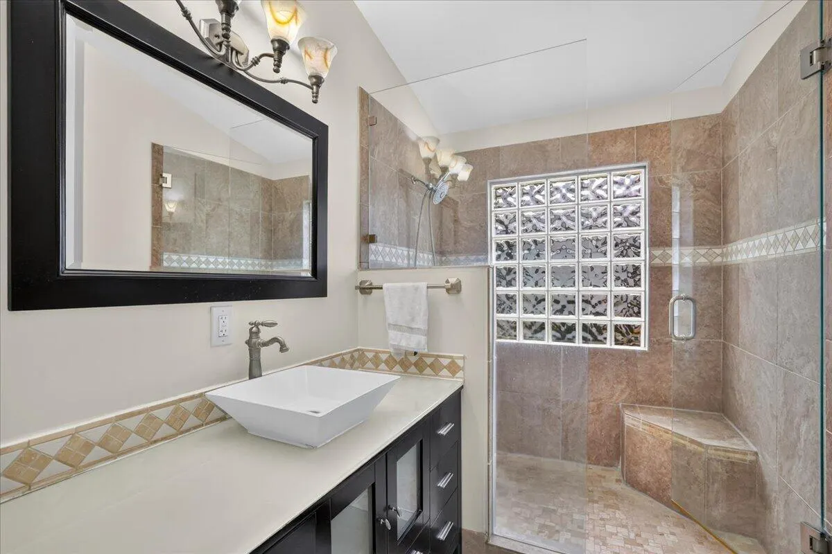 5435 NW 50th Court