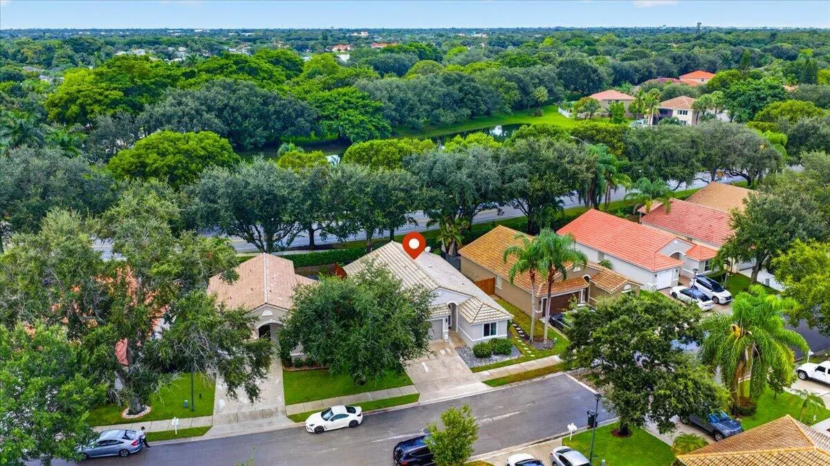 5435 NW 50th Court