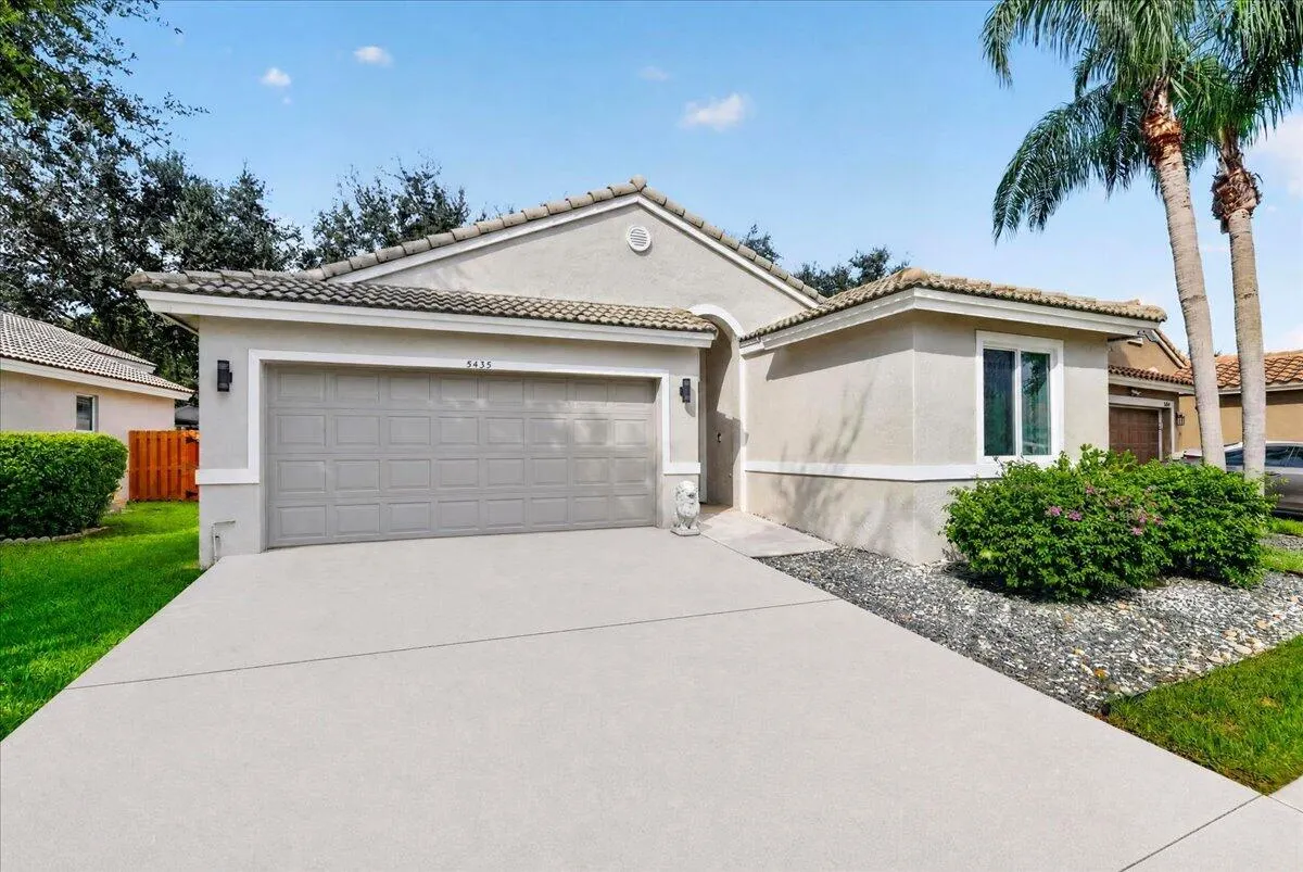 5435 NW 50th Court