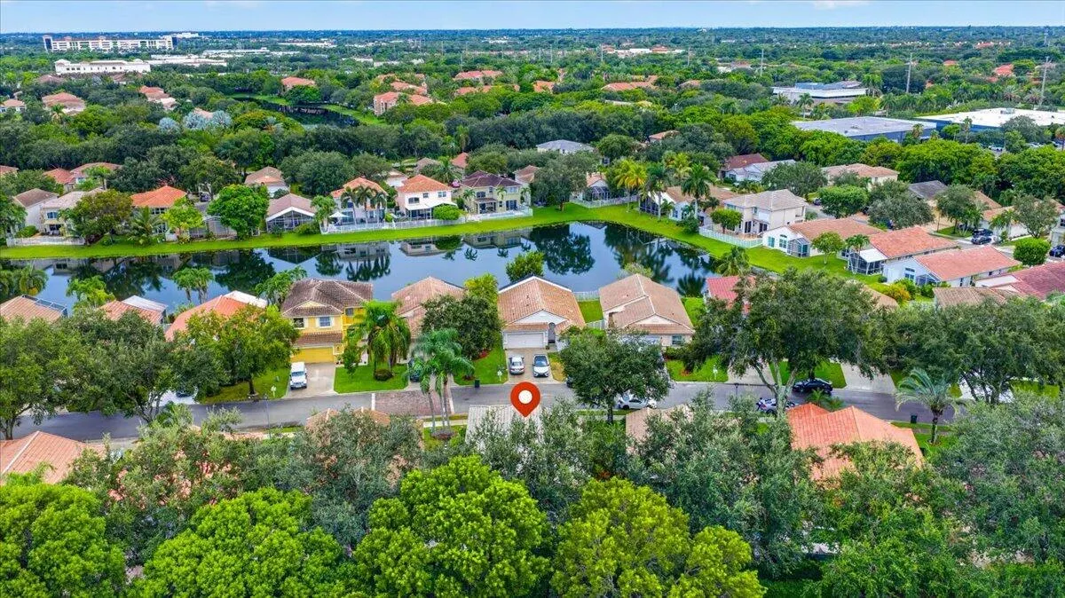 5435 NW 50th Court