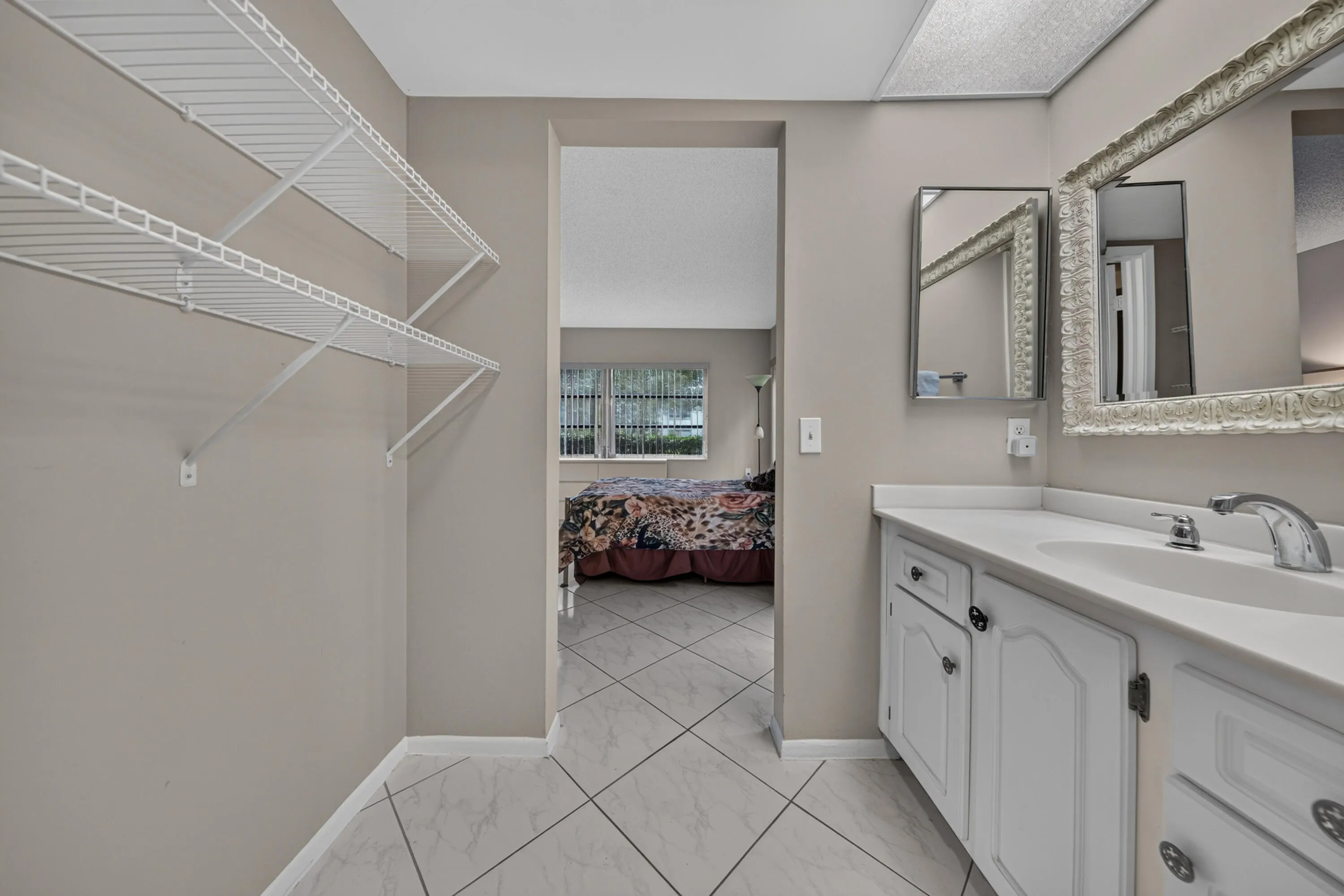 1205 Bahama Bend #F1
