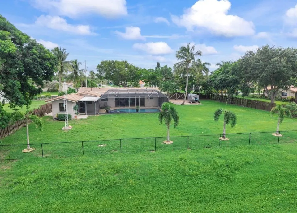 711 NW 45TH Avenue