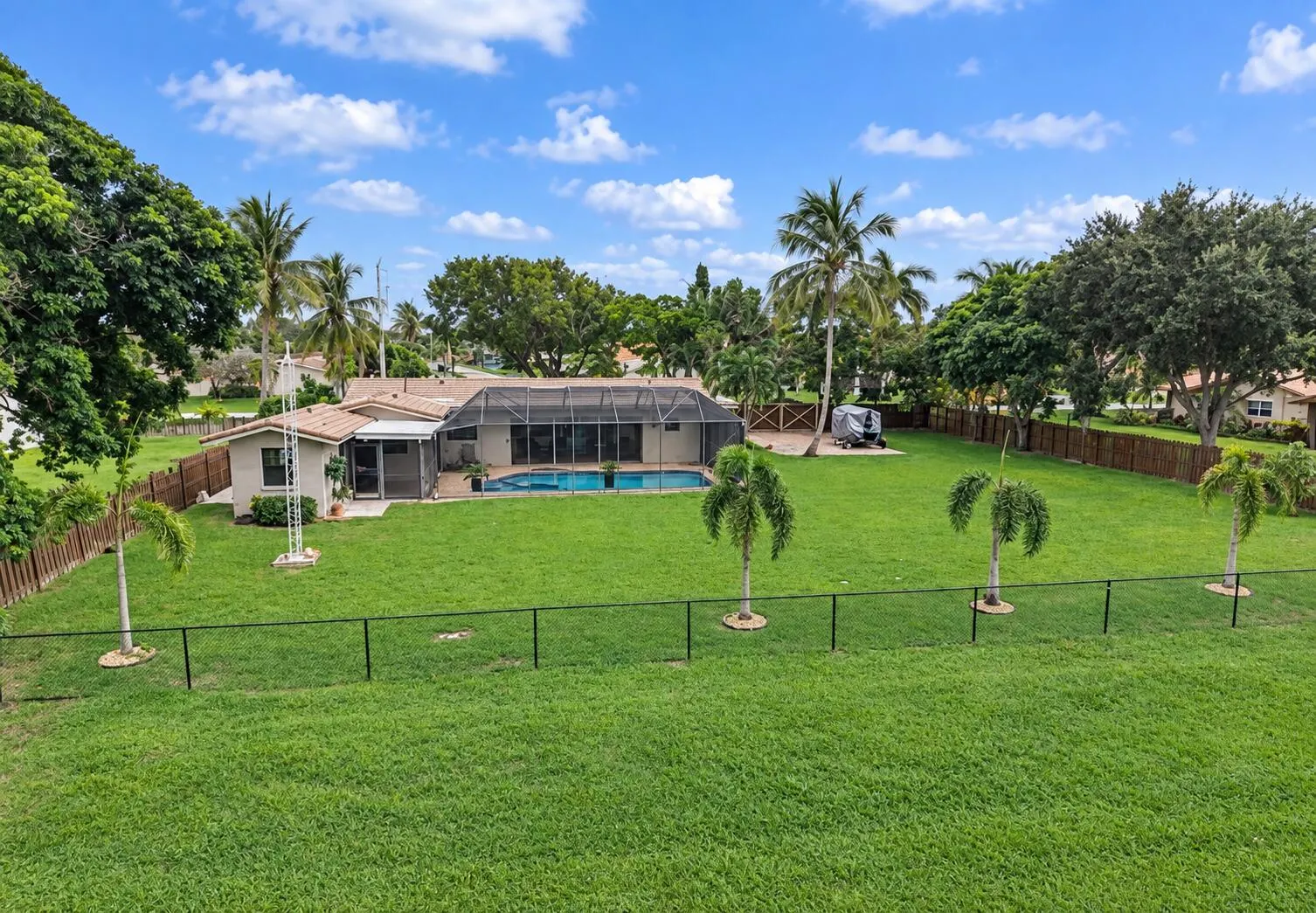 711 NW 45TH Avenue