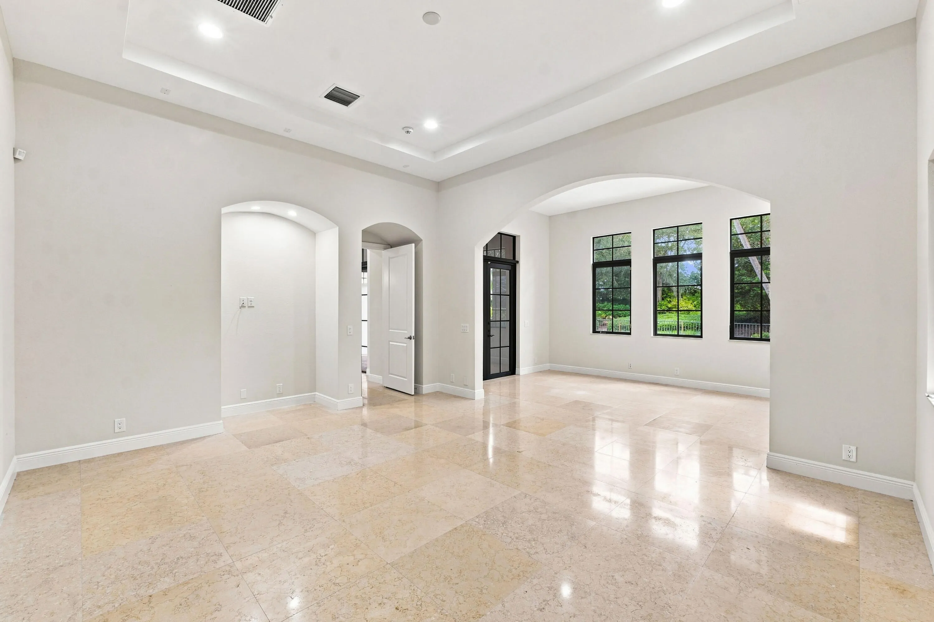 8166 Emerald Avenue