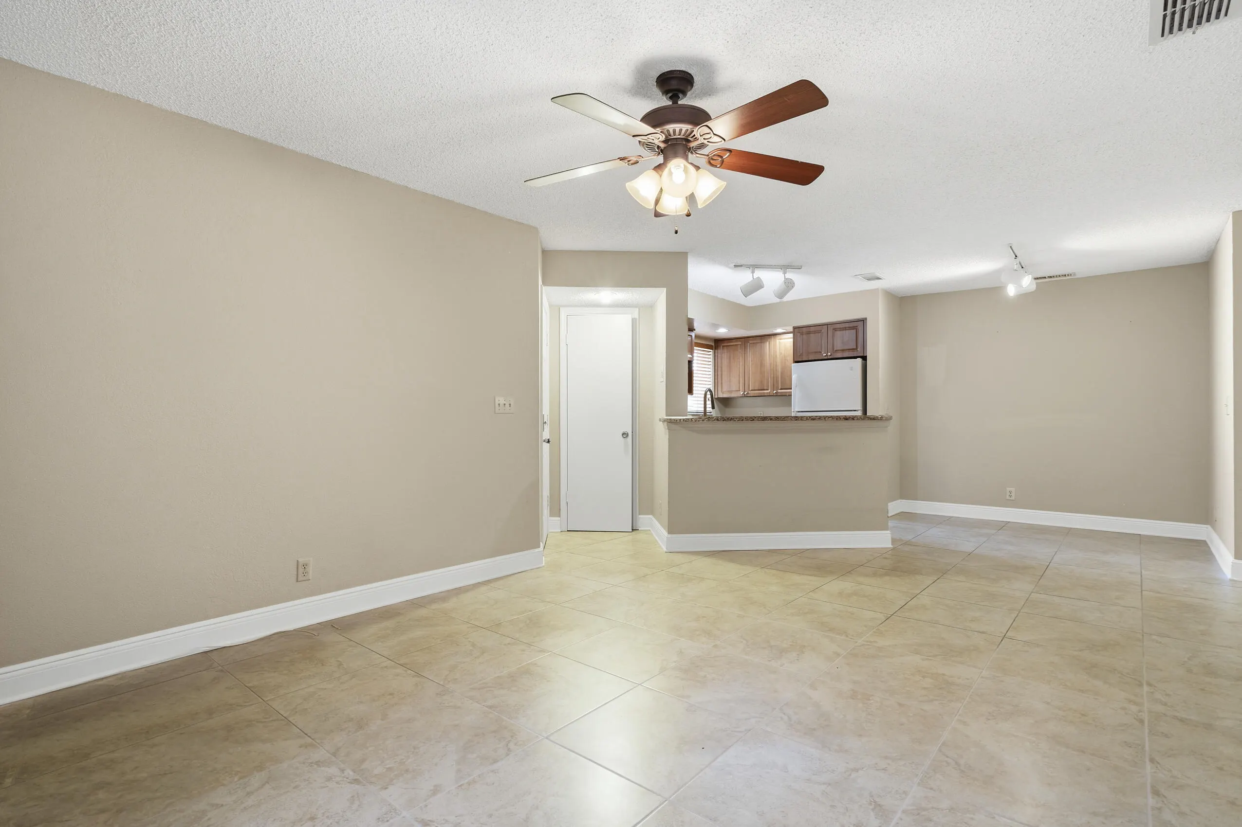 3350 PINEWALK Drive N #1411