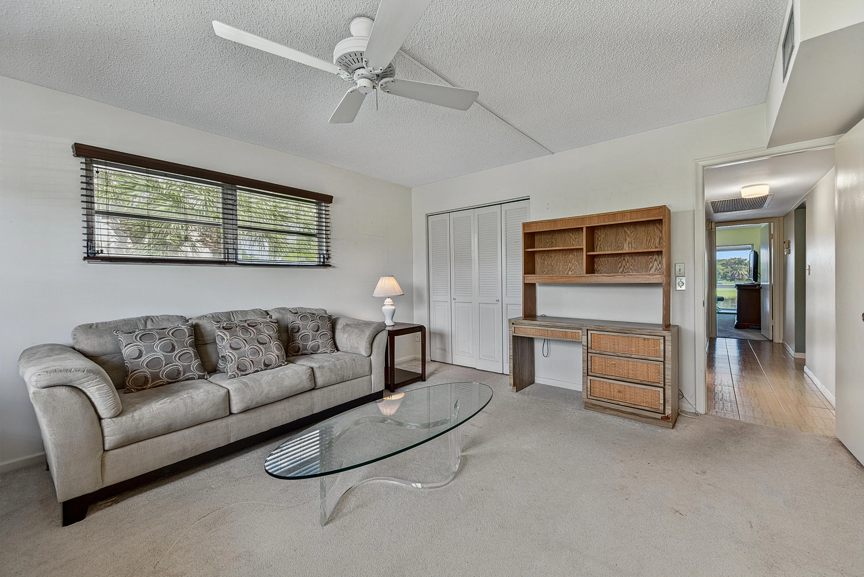 2904 VICTORIA Place #A2
