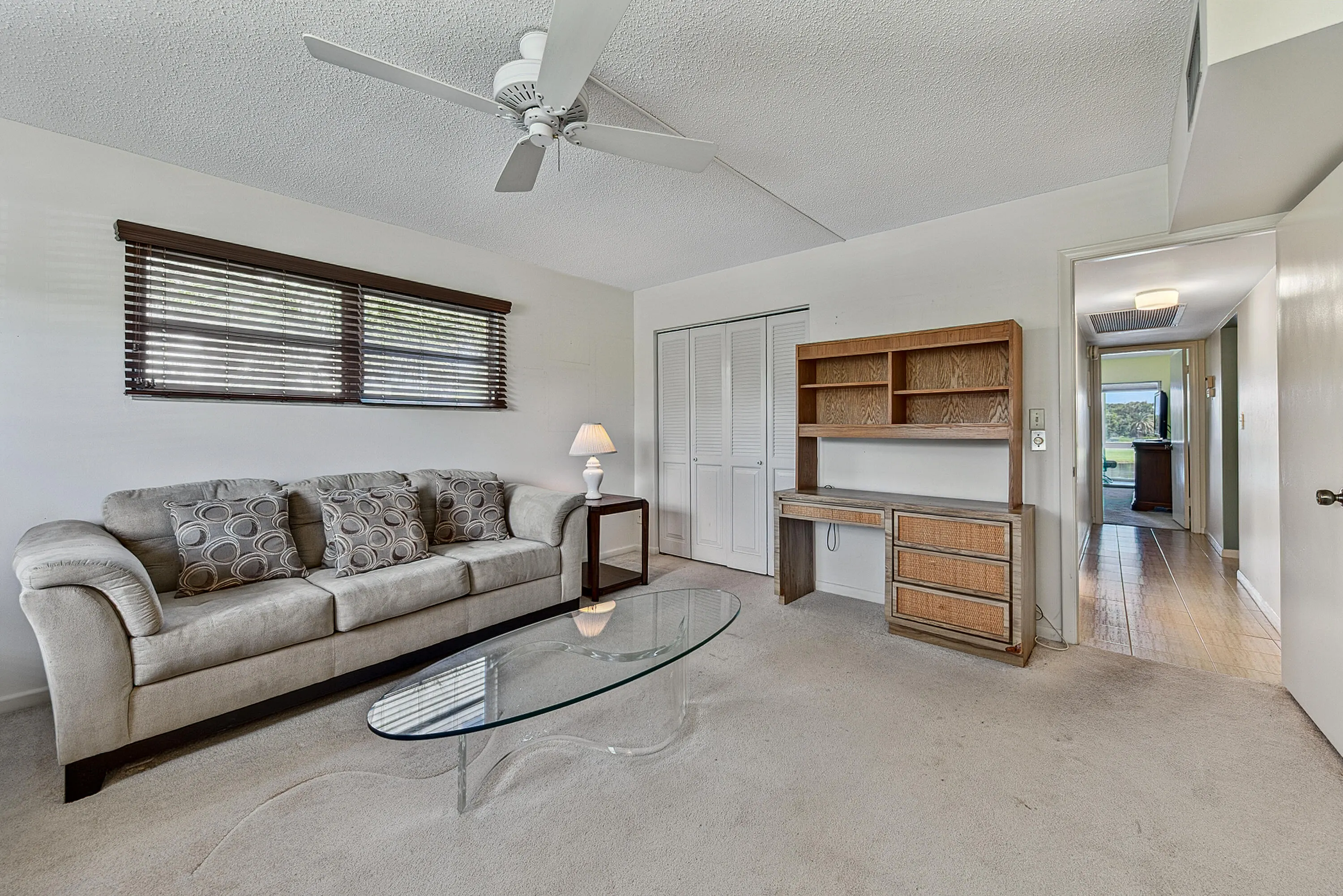 2904 VICTORIA Place #A2
