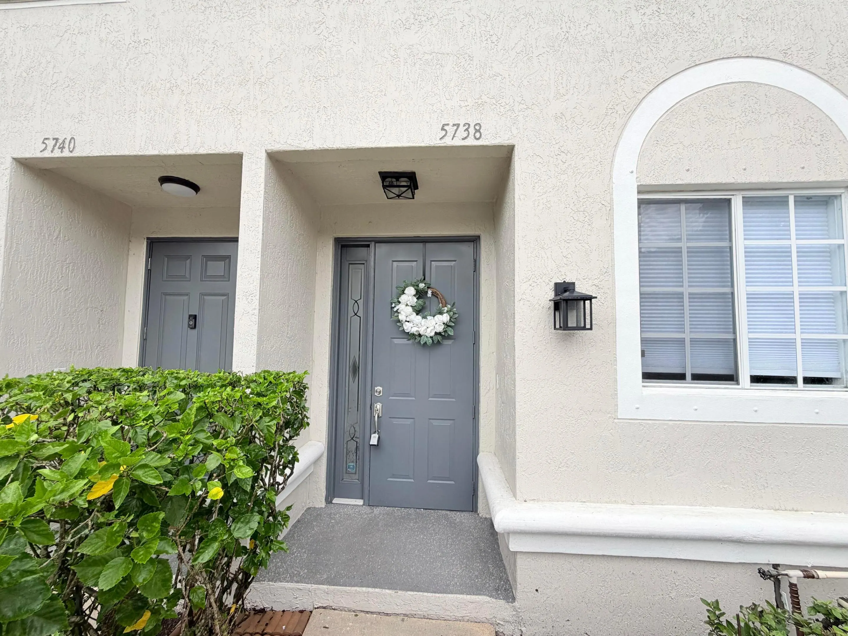 5738 NW 48TH Avenue