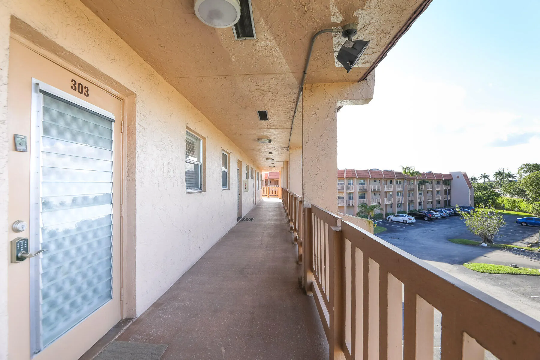 6850 ROYAL PALM Boulevard #303G