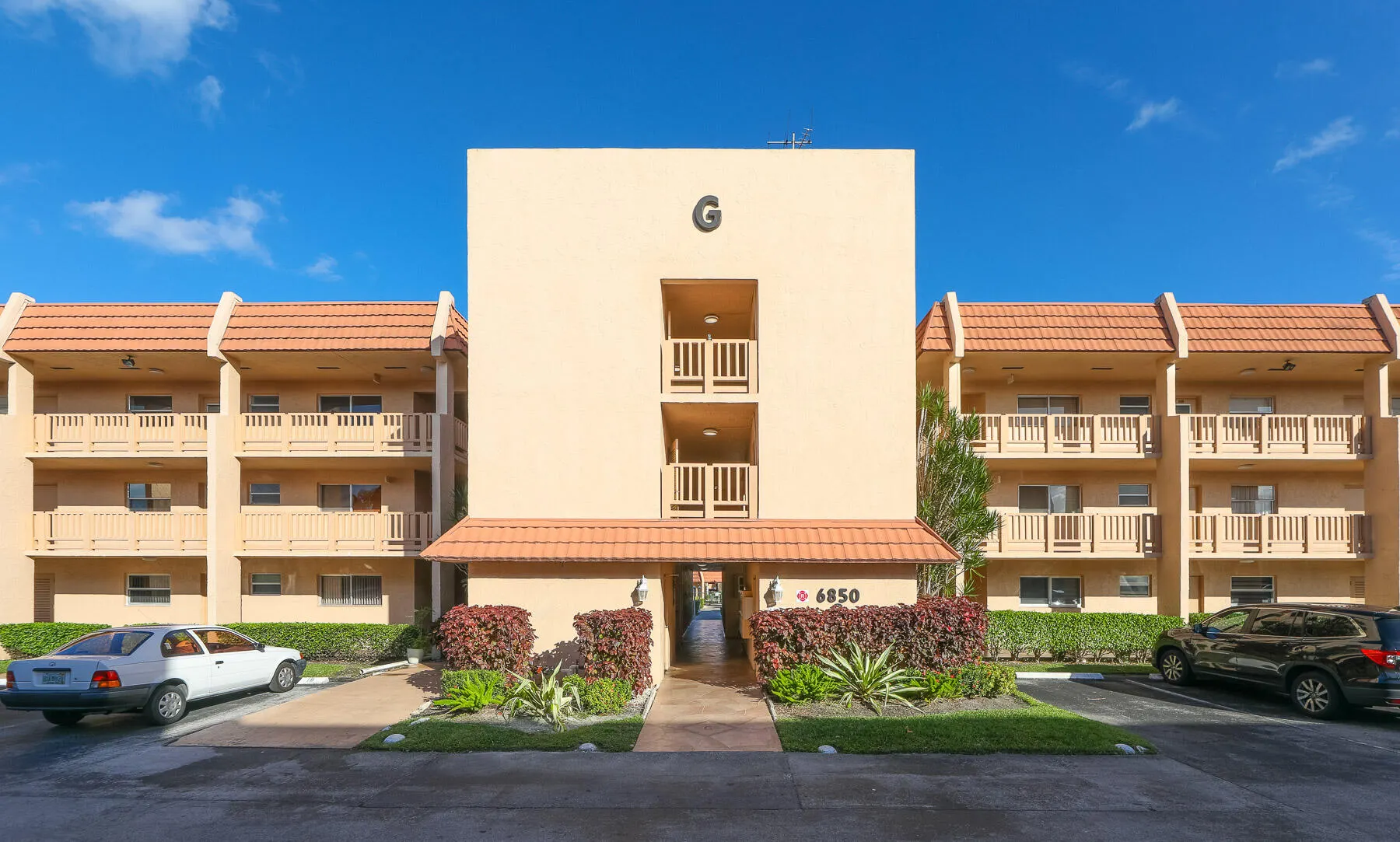 6850 ROYAL PALM Boulevard #303G