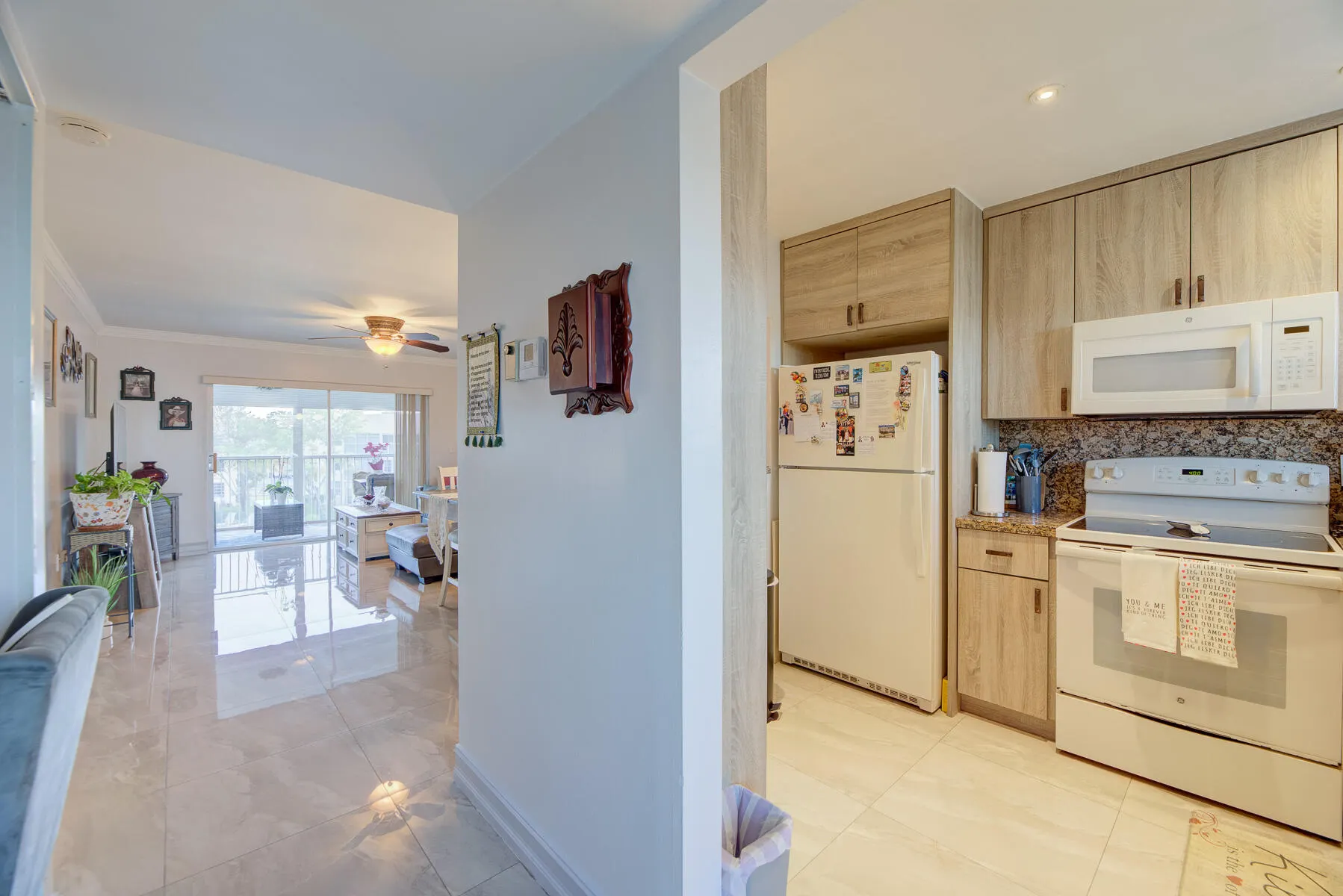 6850 ROYAL PALM Boulevard #303G