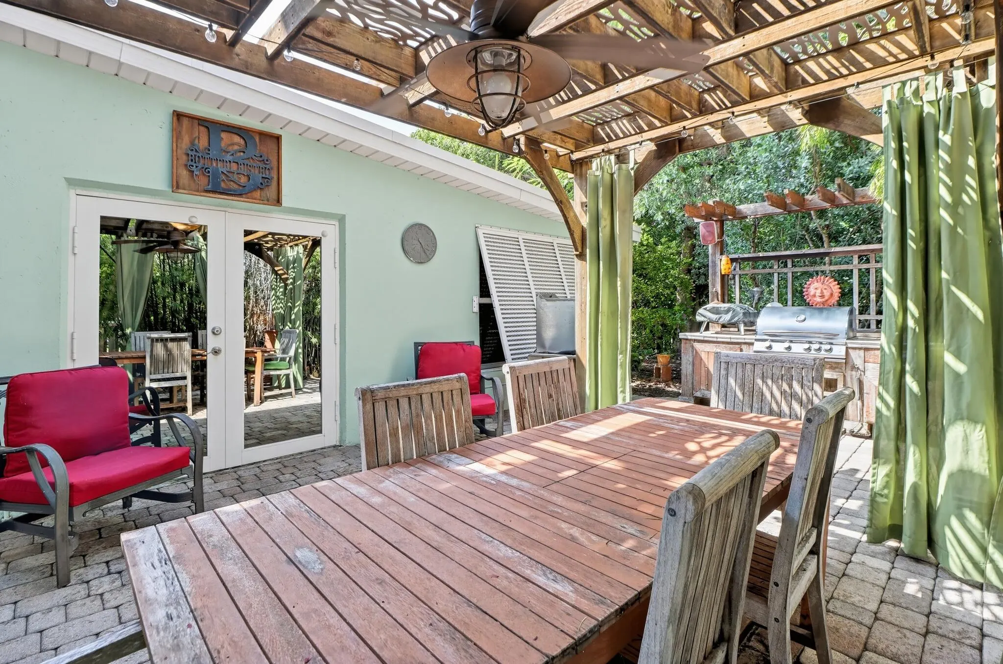 2240 HARBOR Drive