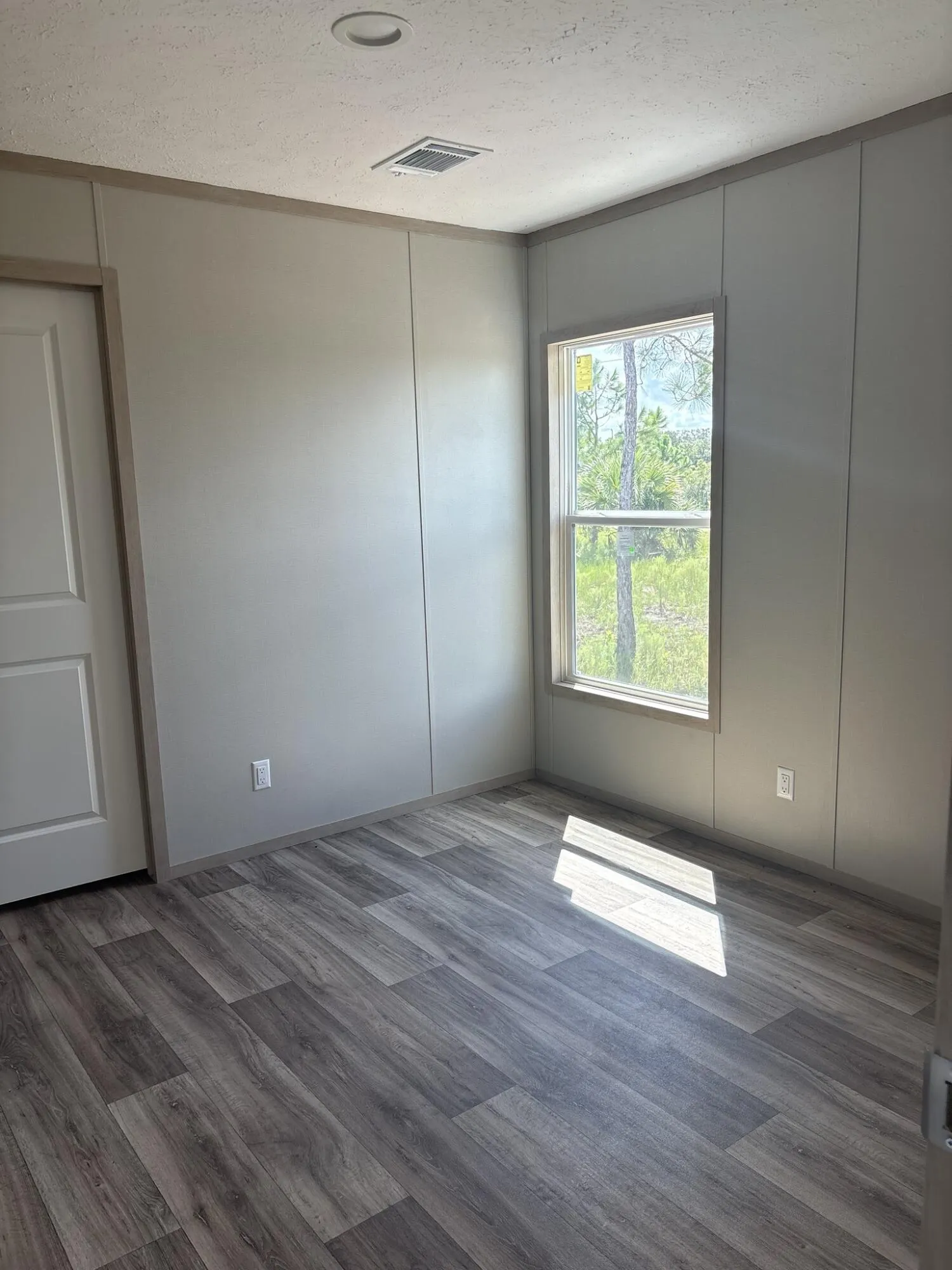 16117 NW 284TH Street