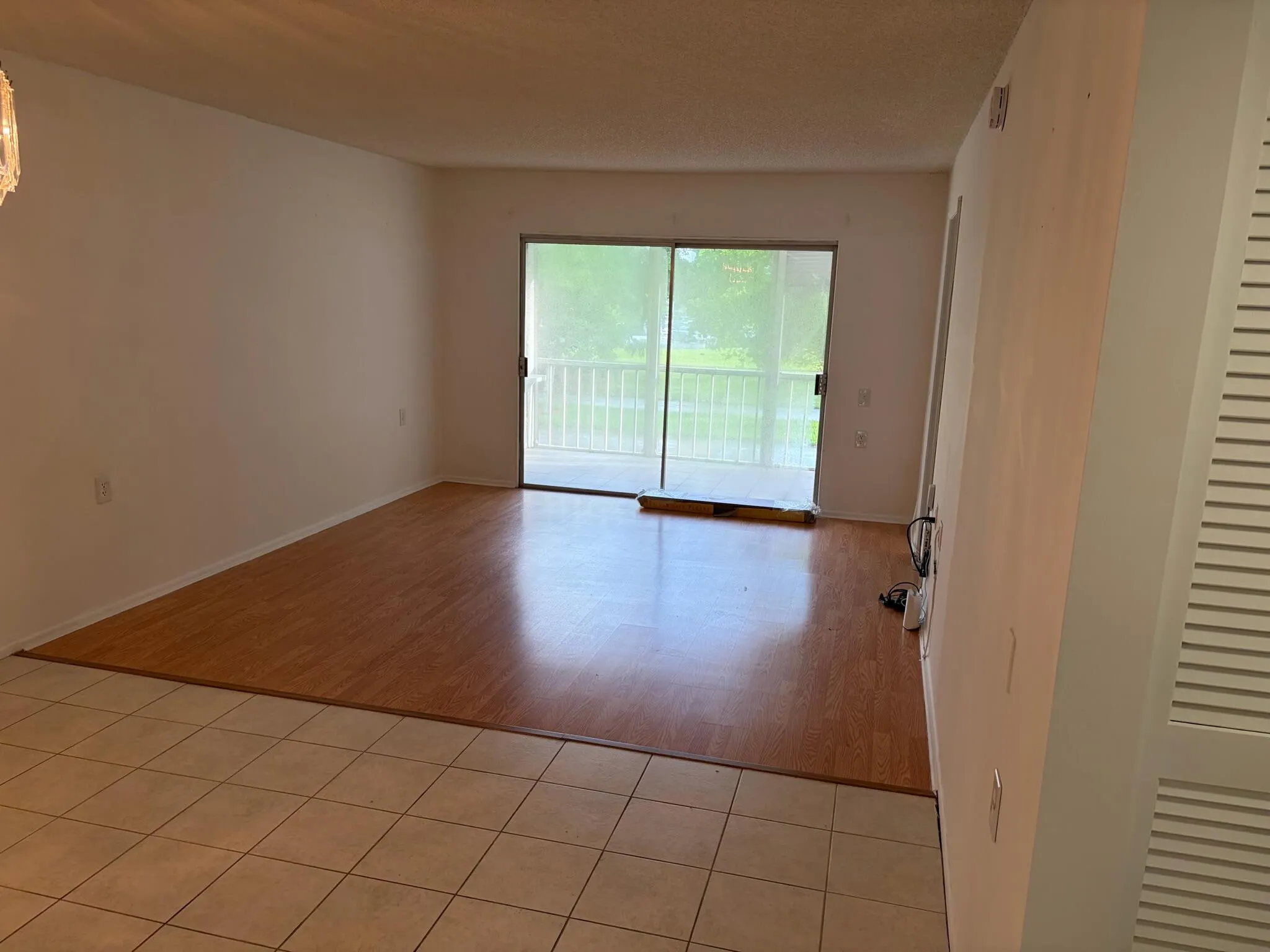 2614 NASSAU #F2