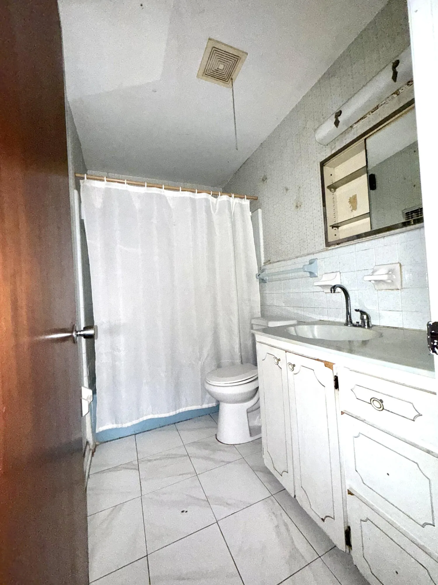275 SE 16TH Avenue