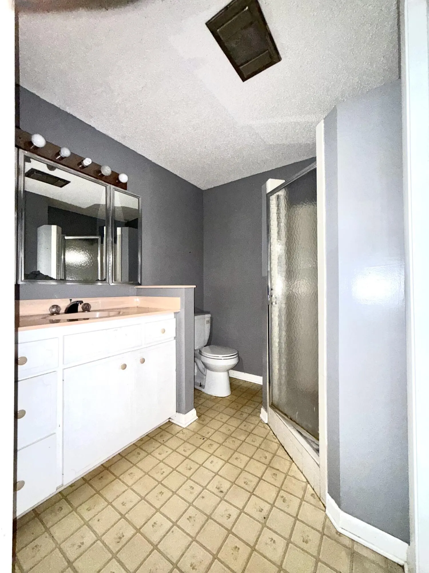 275 SE 16TH Avenue