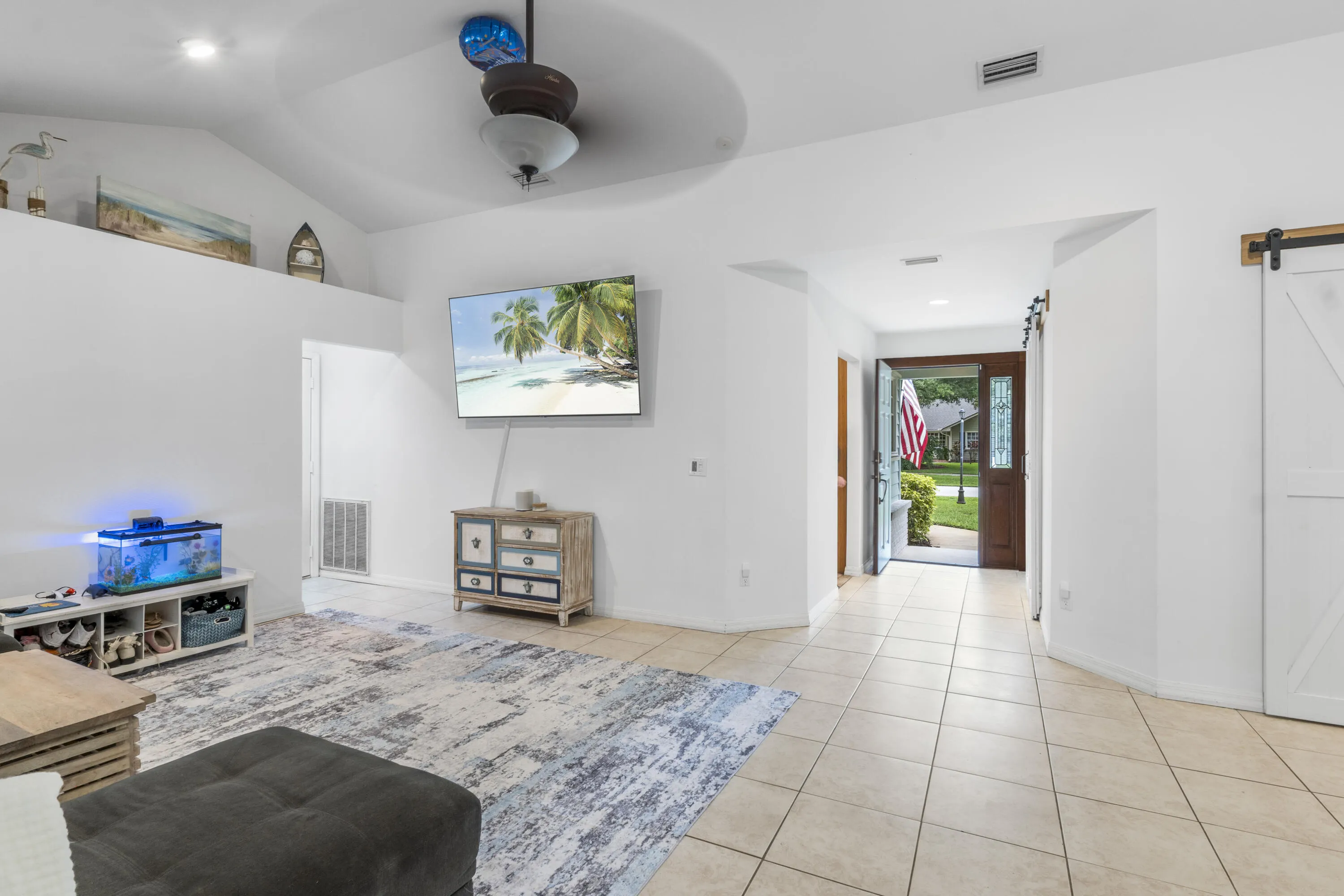 129 38TH Court