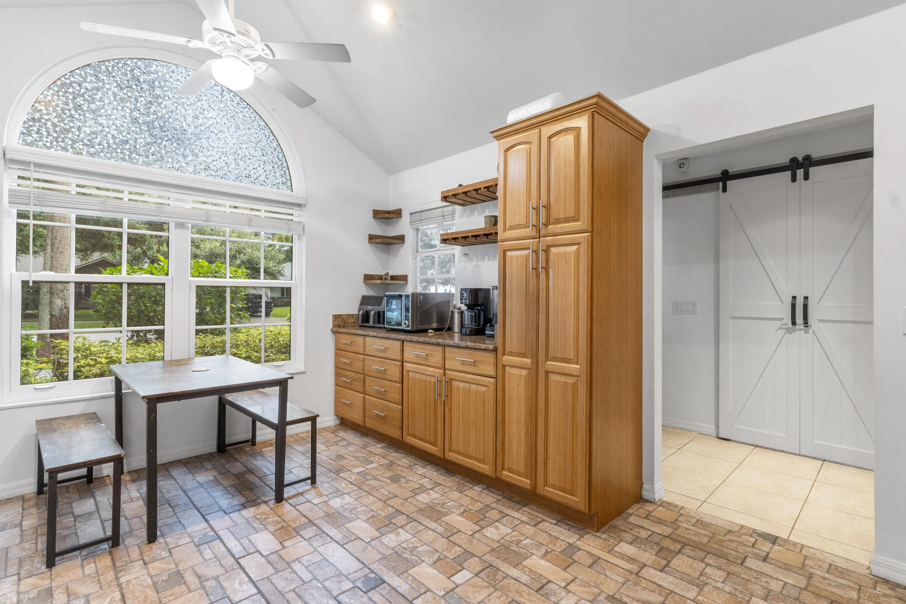 129 38TH Court