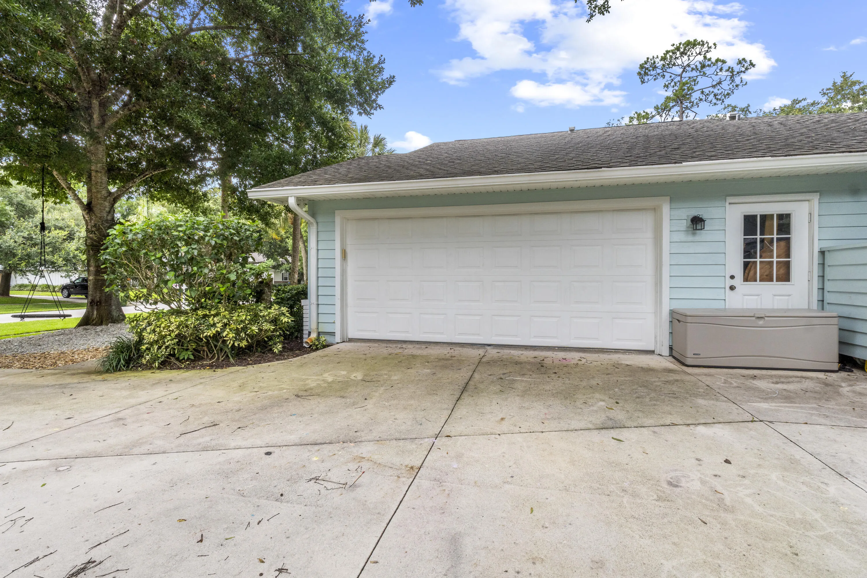 129 38TH Court