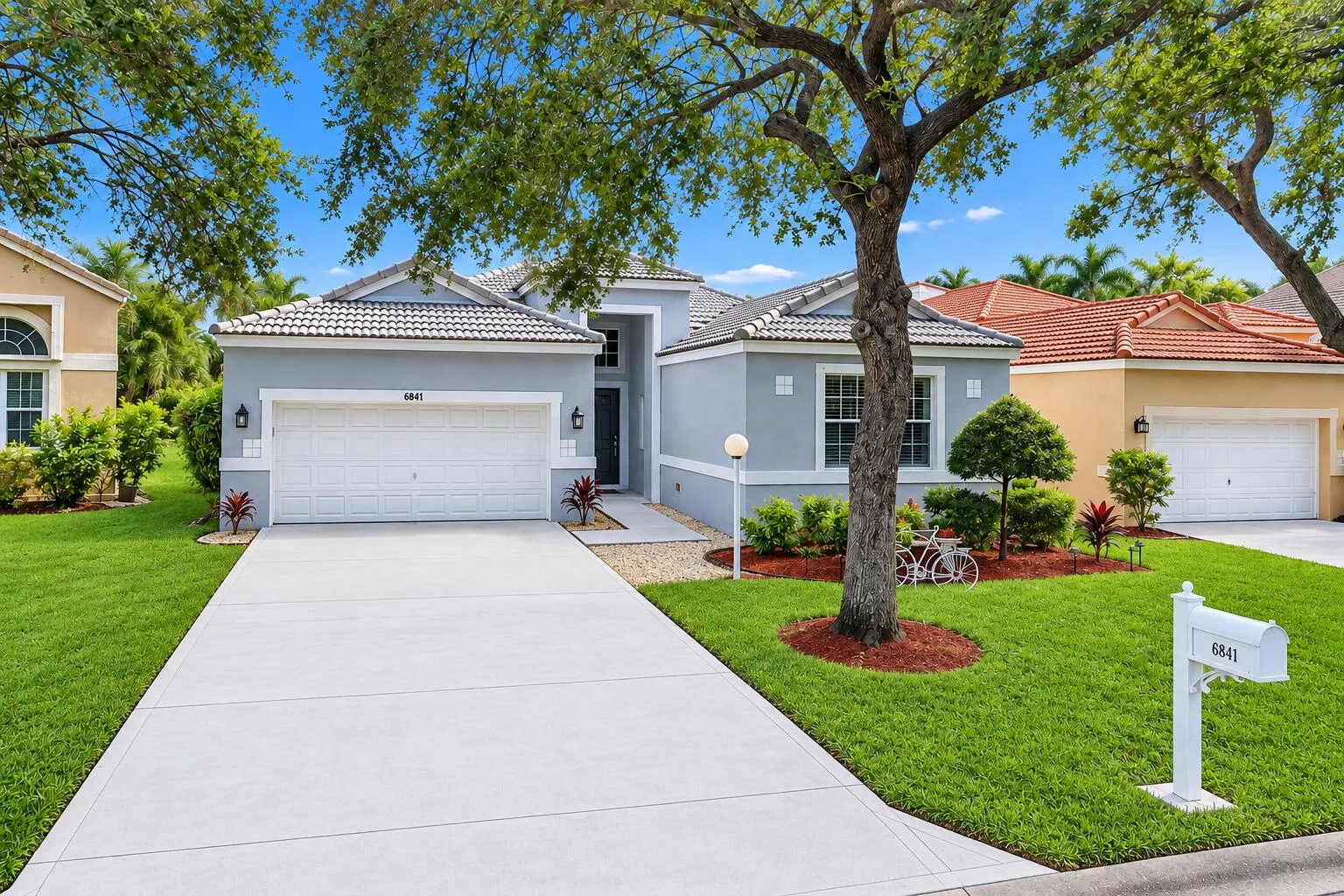 6841 NW 81ST Court