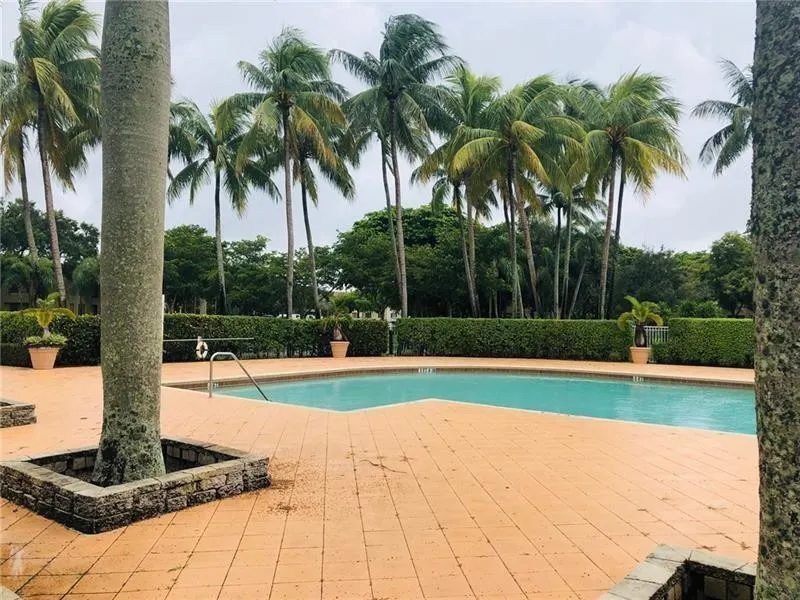 731 LYONS Road #16207