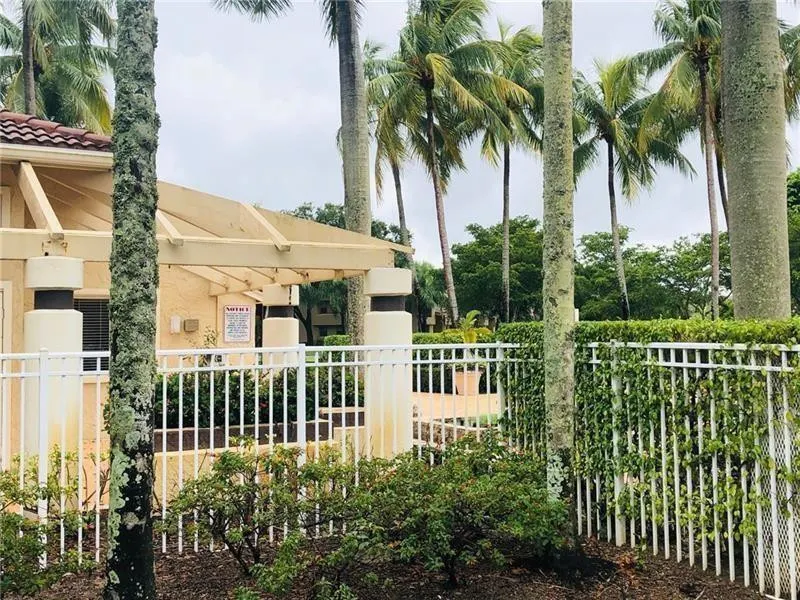 731 LYONS Road #16207
