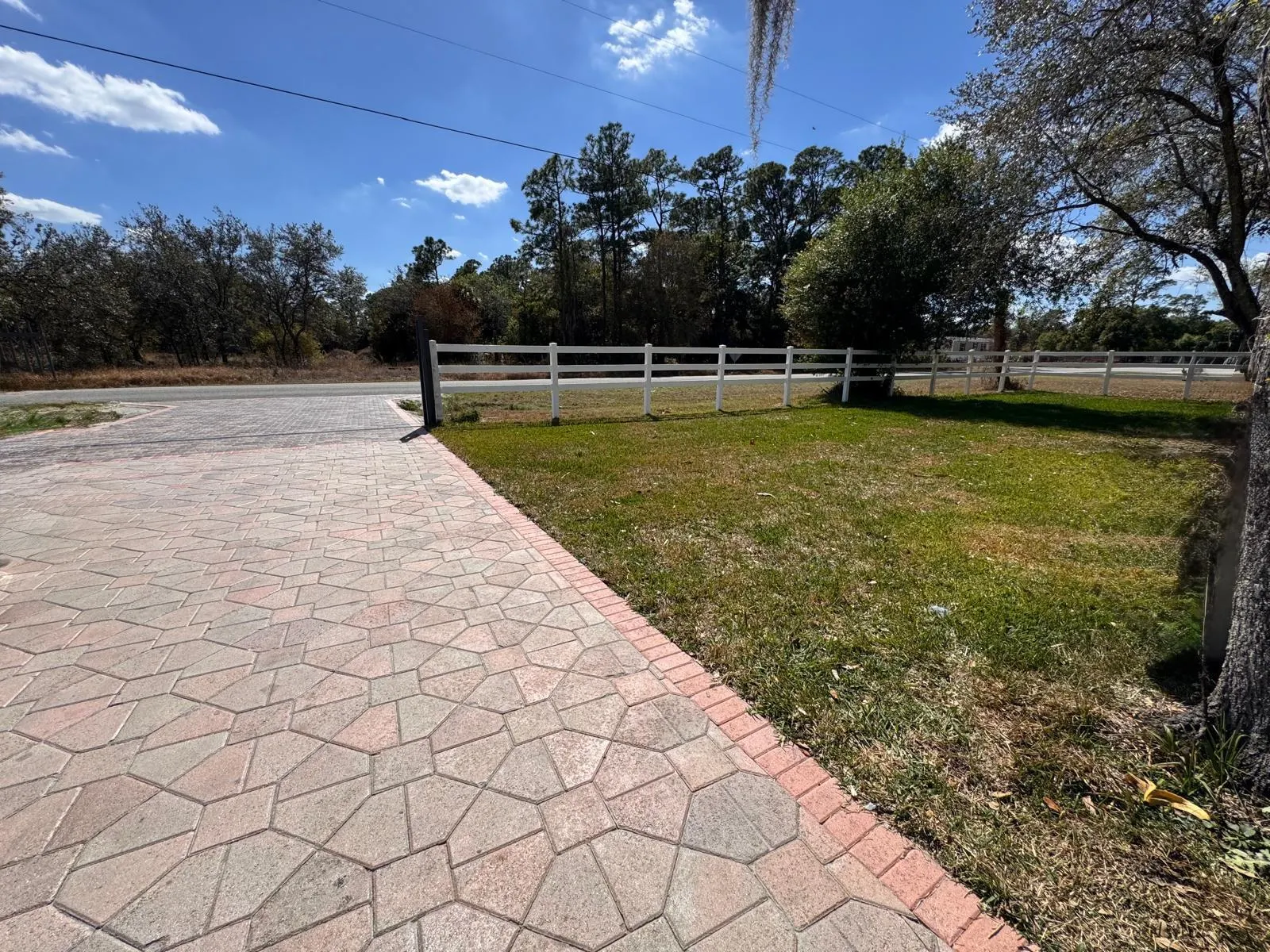 357 HUNTING CLUB Avenue