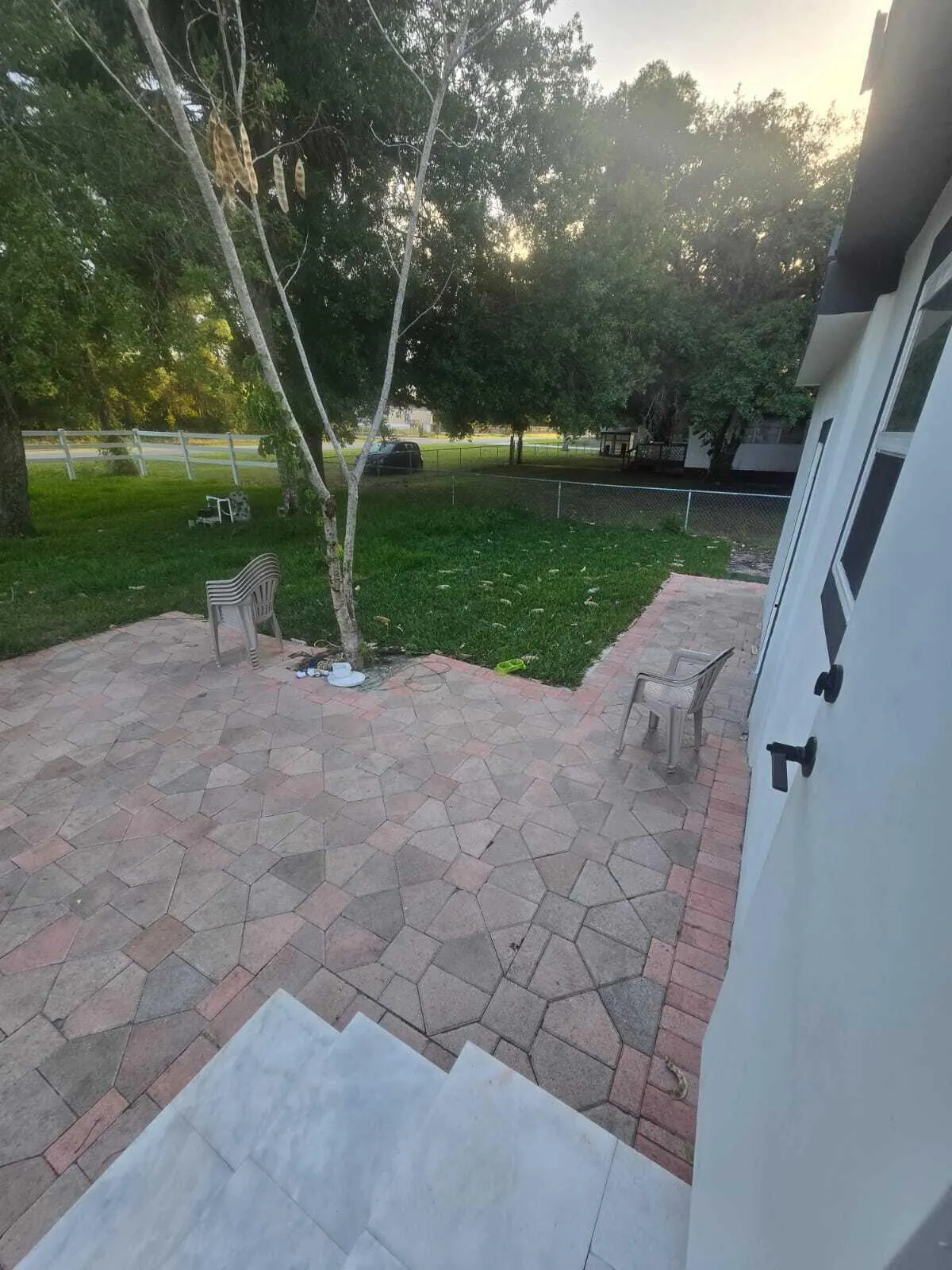 357 HUNTING CLUB Avenue