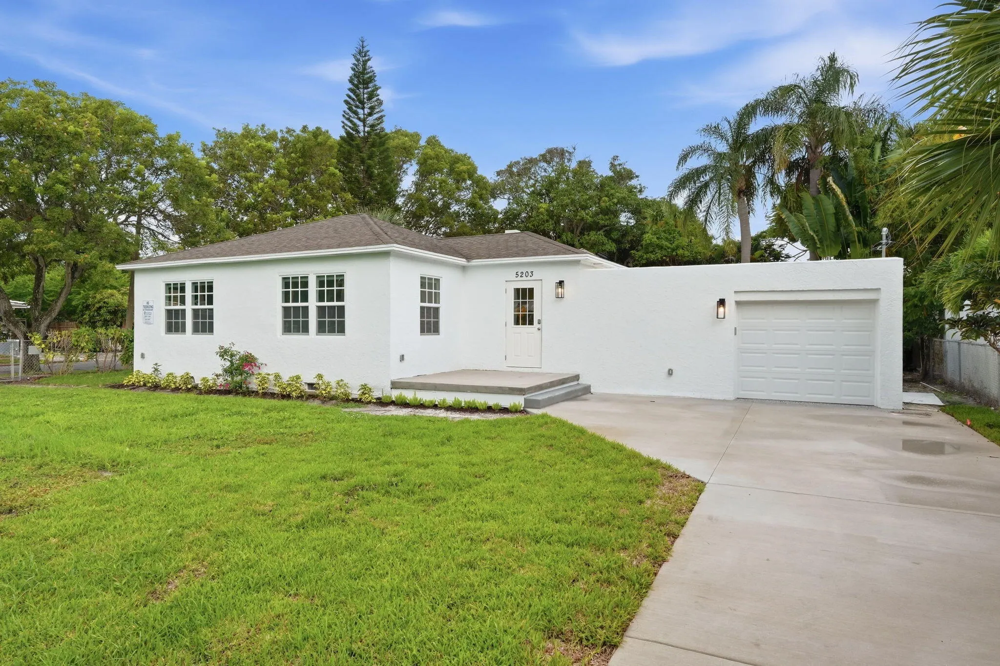 5203 N FLAGLER Drive