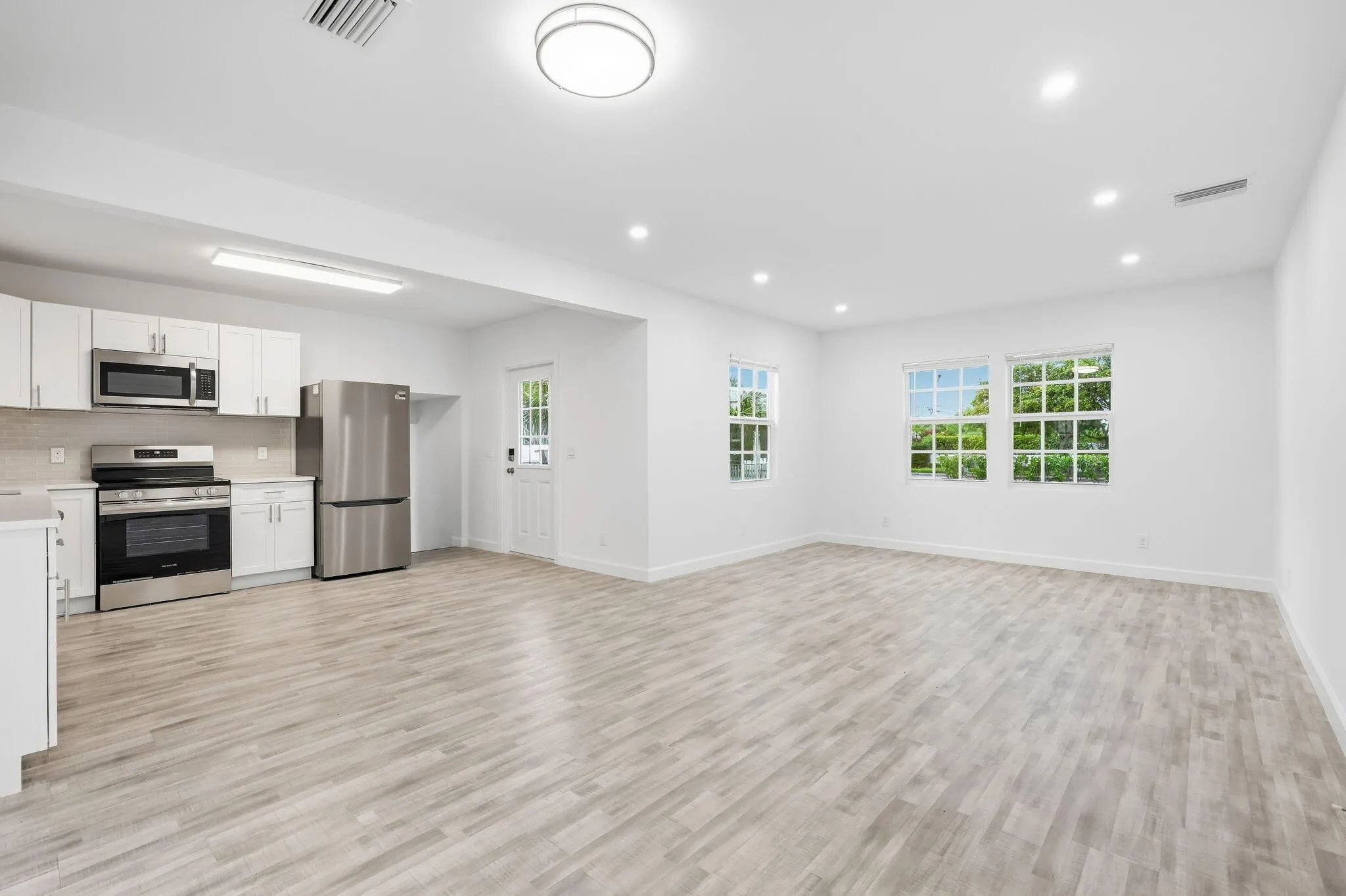 5203 N FLAGLER Drive