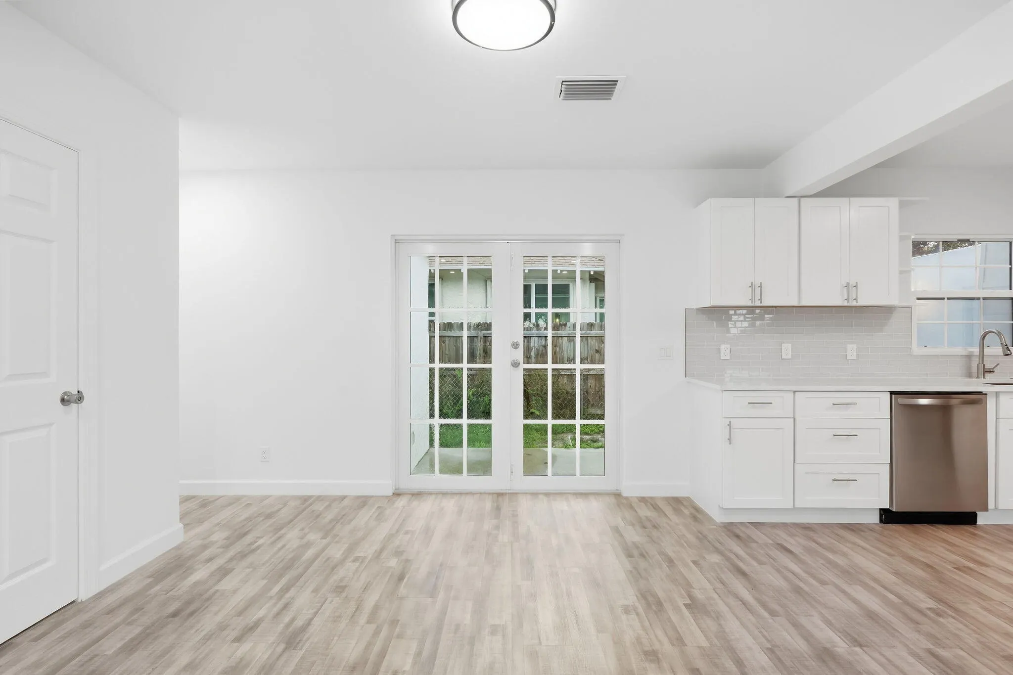 5203 N FLAGLER Drive