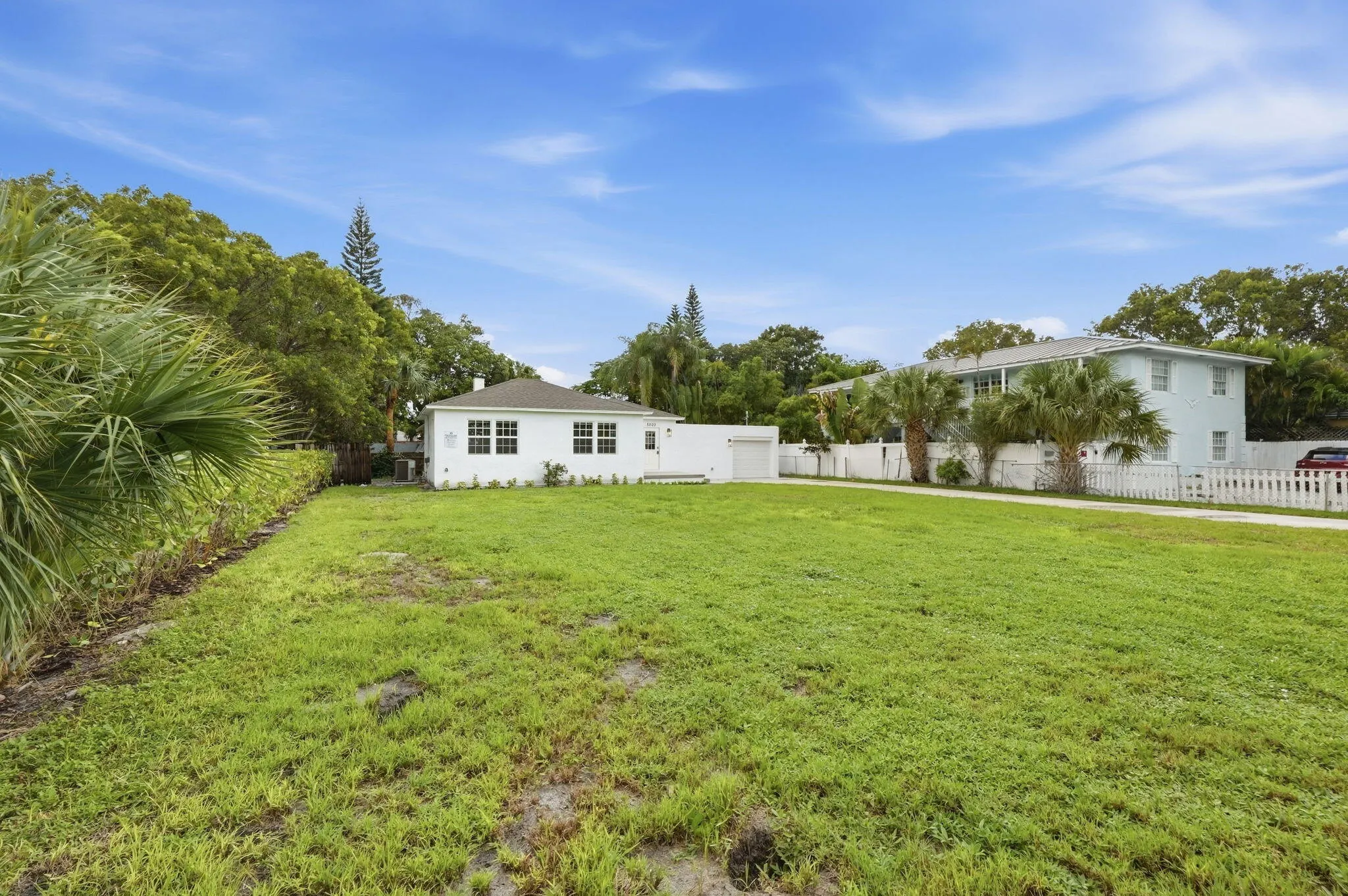 5203 N FLAGLER Drive