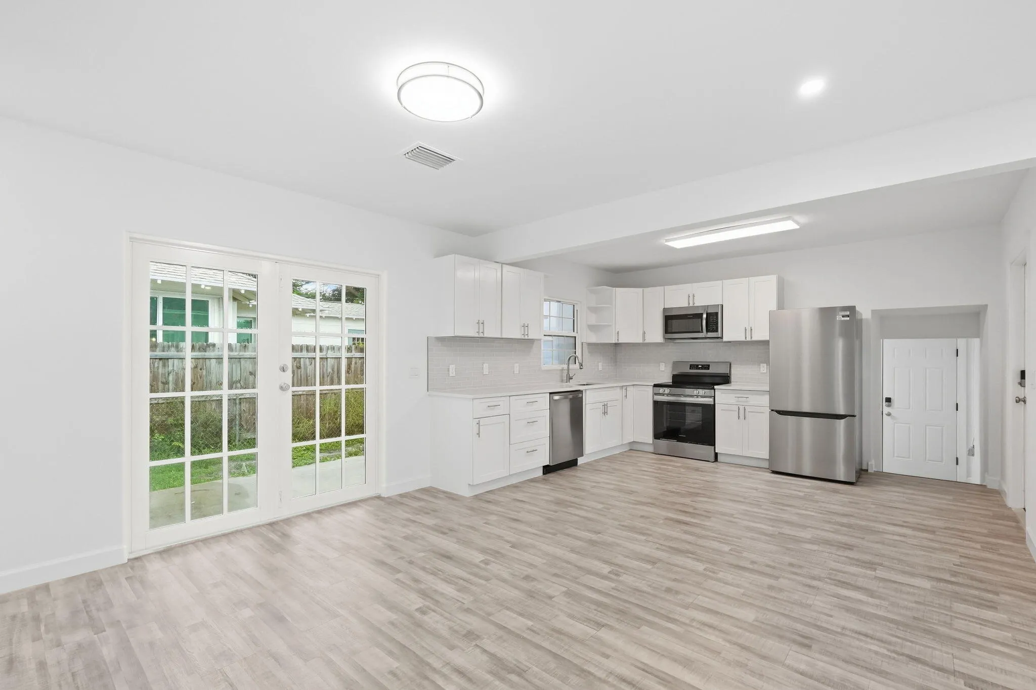 5203 N FLAGLER Drive