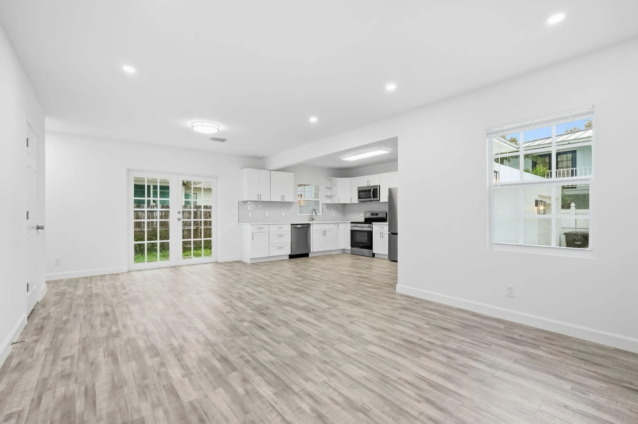 5203 N FLAGLER Drive
