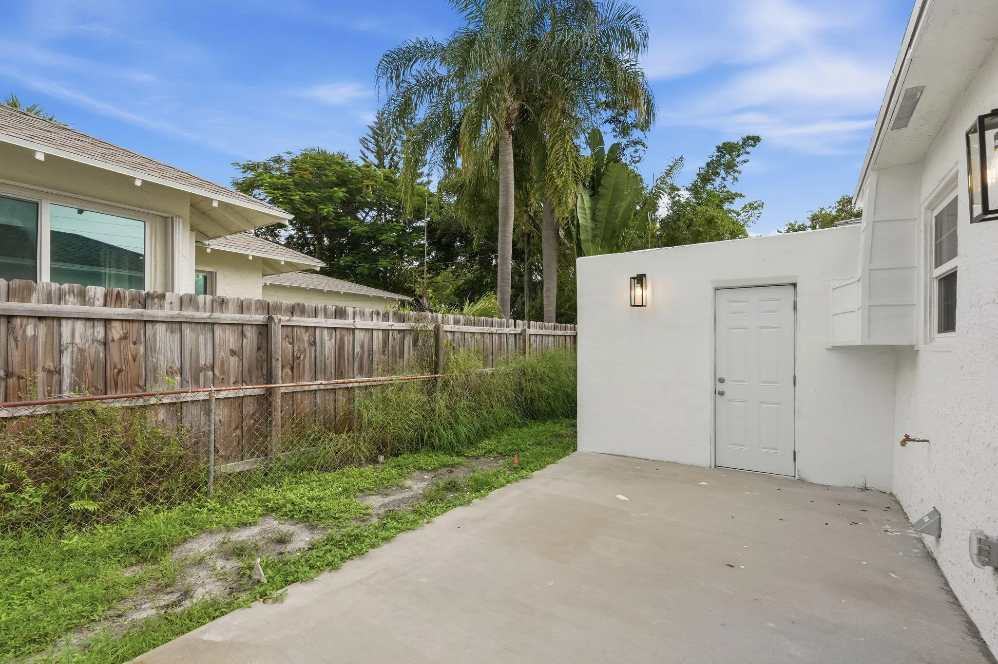5203 N FLAGLER Drive
