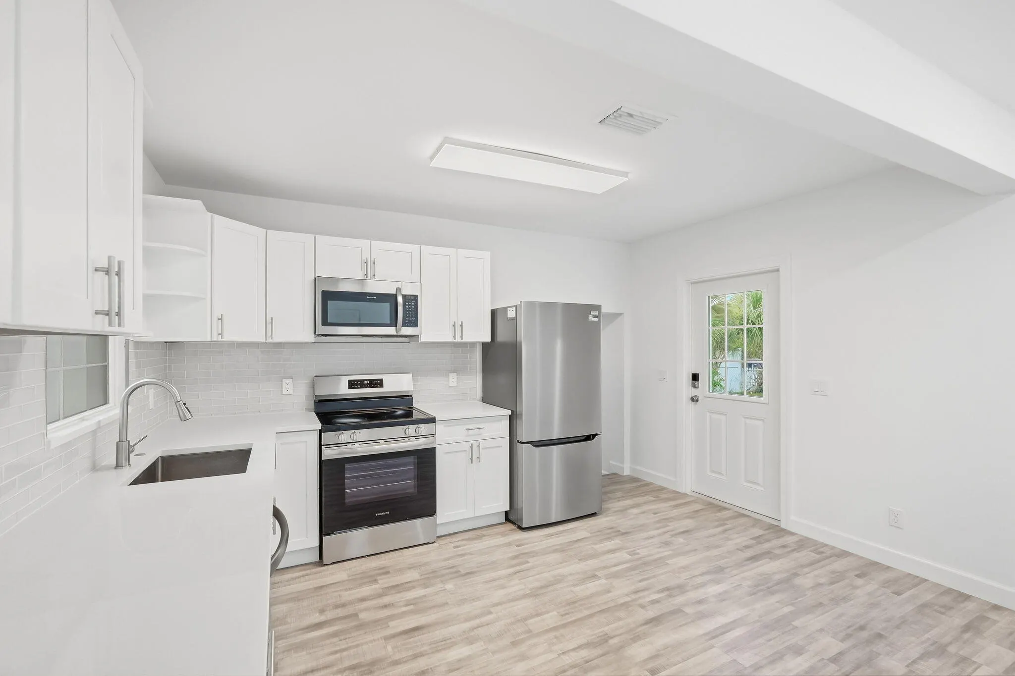 5203 N FLAGLER Drive