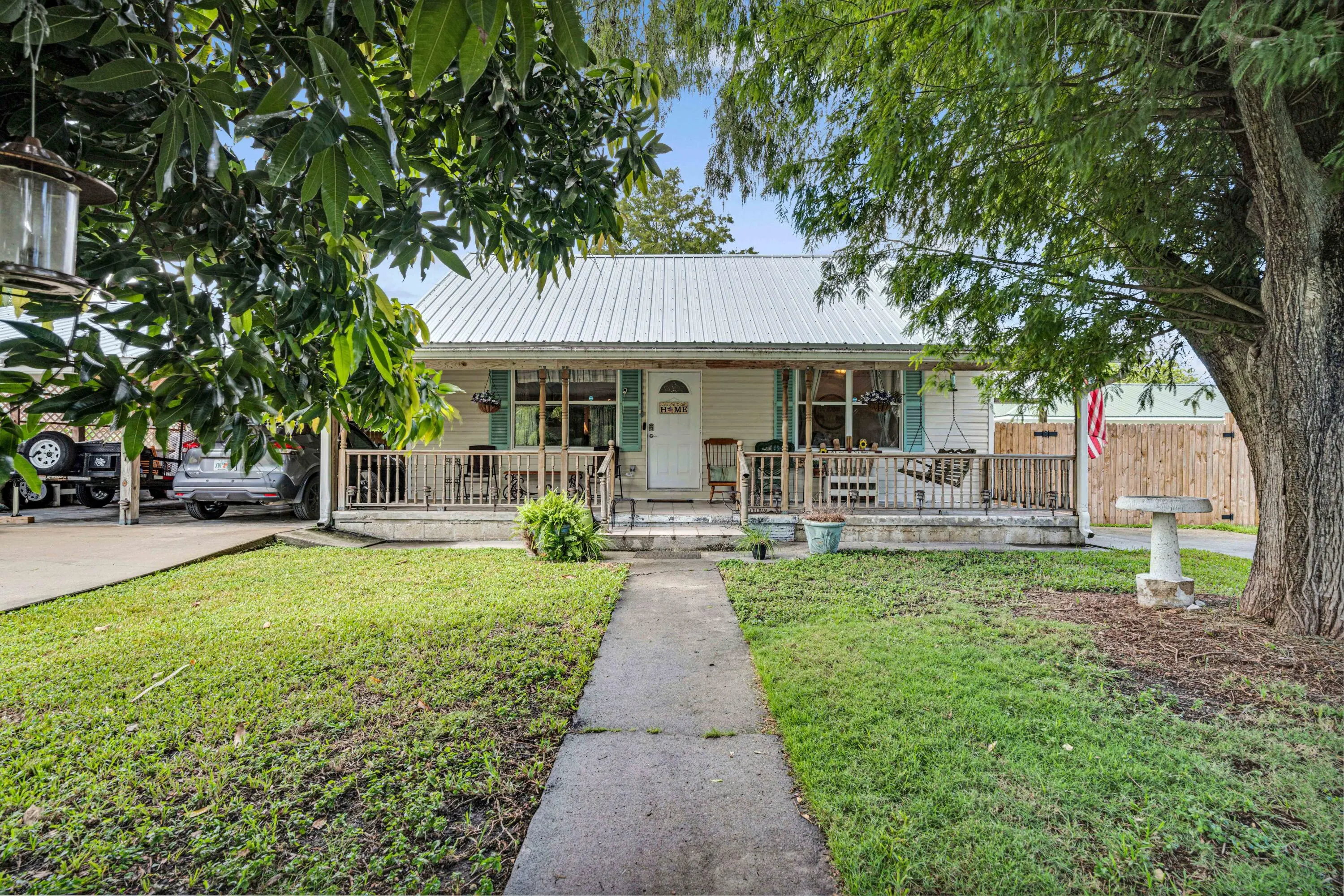 417 ROYAL PALM Avenue